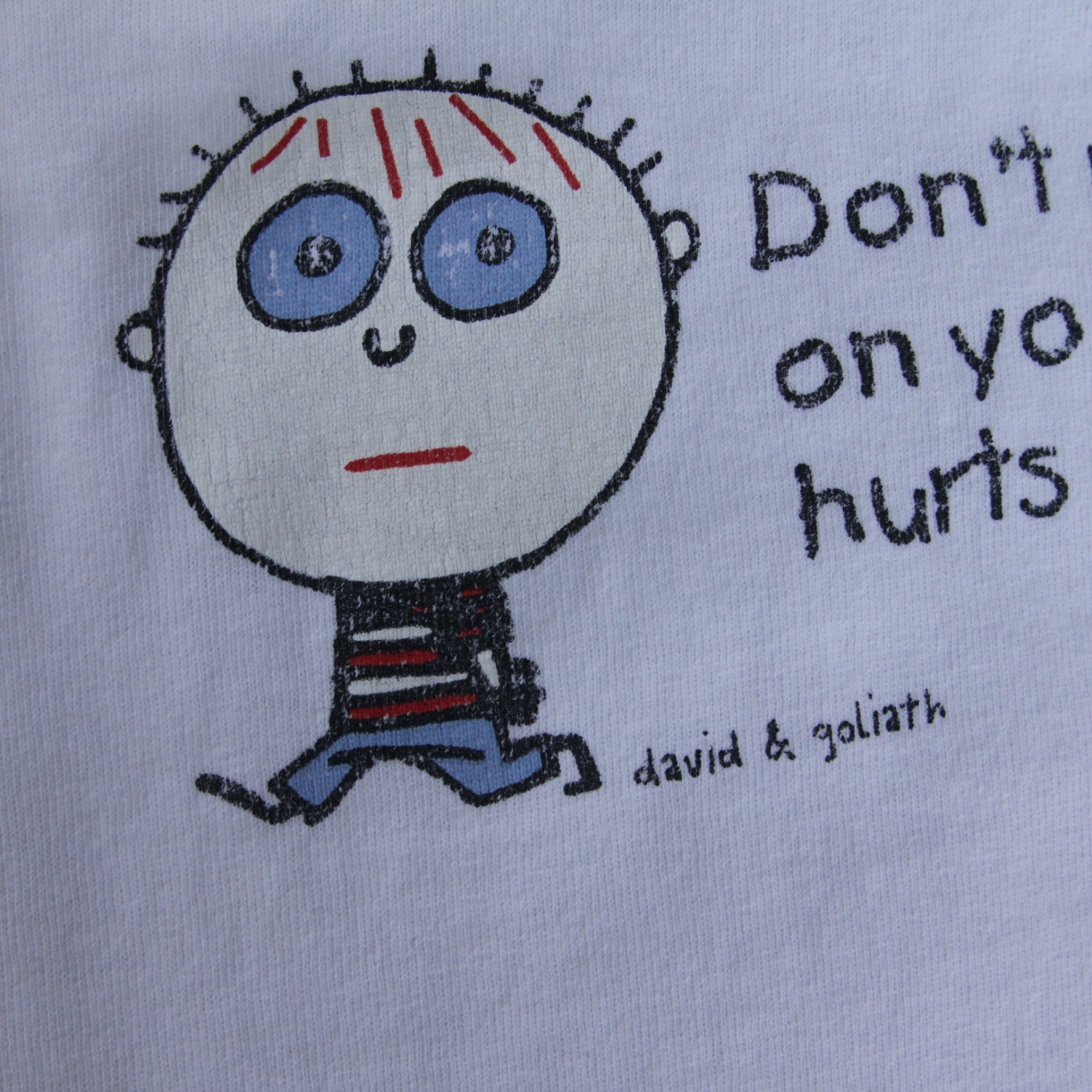 DAVID & GOLIATH T Shirt XL CAT ON HEAD HURTS BAD Todd Goldman Art Artist VTG Y2K