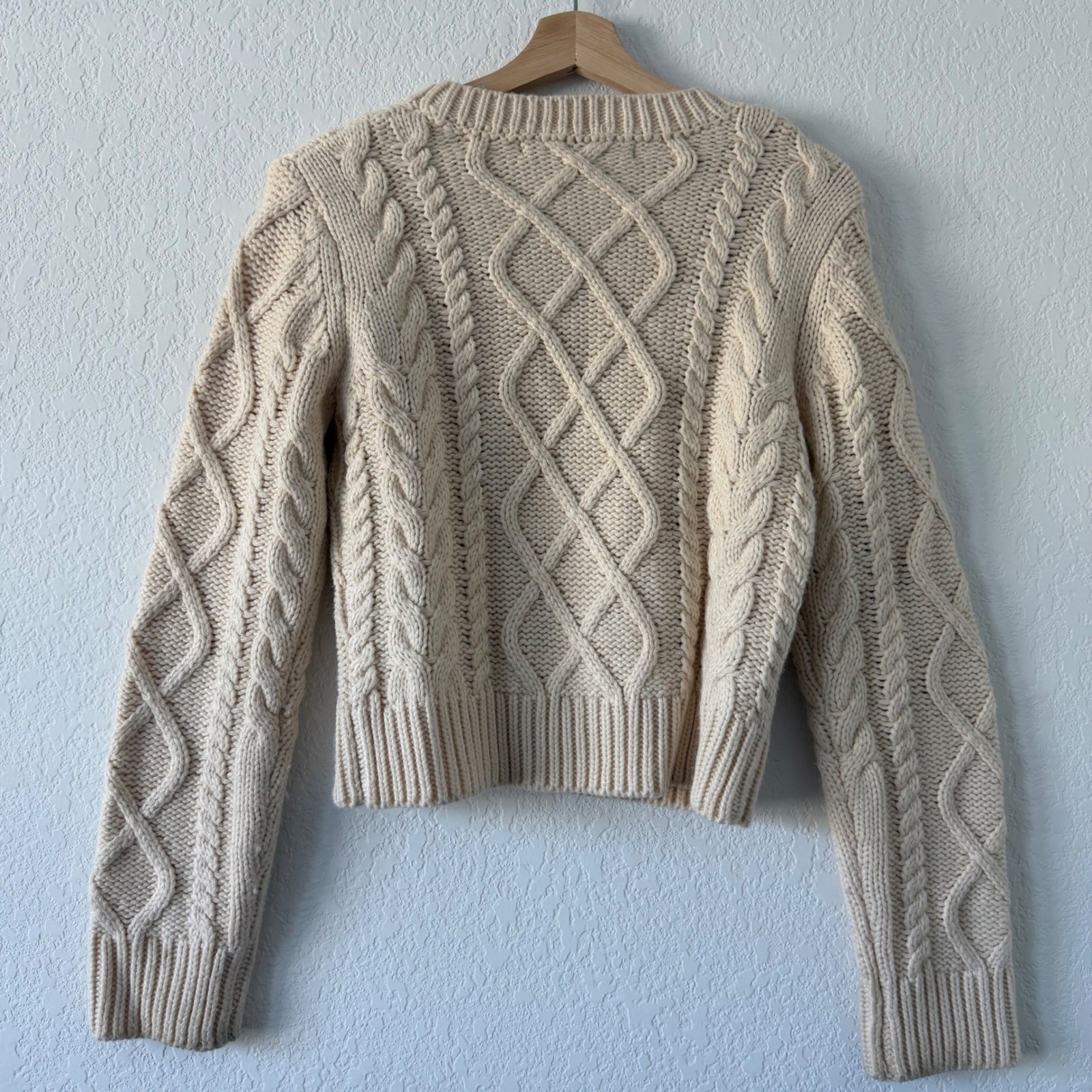 English Factory Womens Cream Cable Knit Cropped Sweater Size Med Ivory Pullover