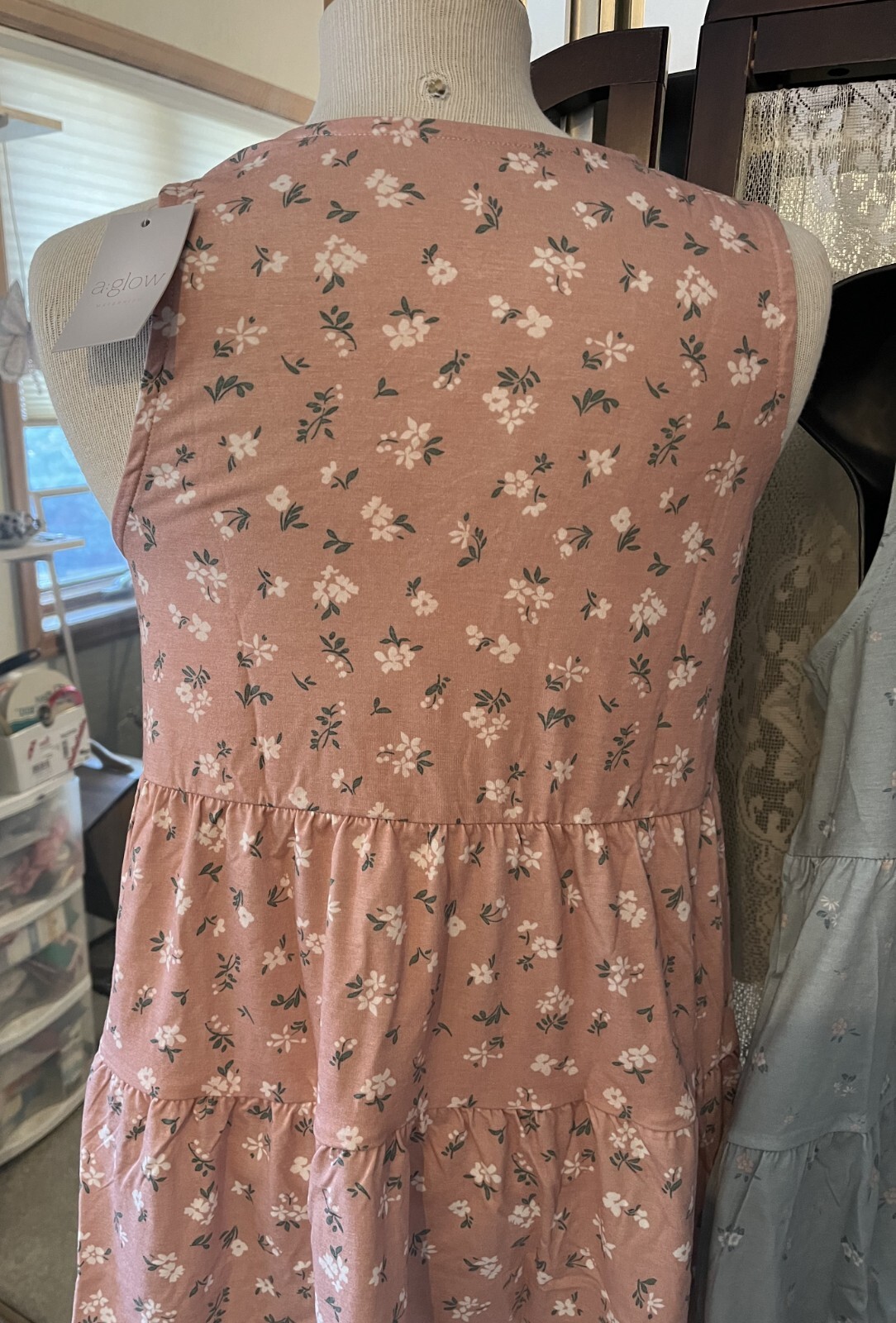 A Glow Sleeveless Pink Floral Spring Summer Maternity Top Soft! Sz S NWT