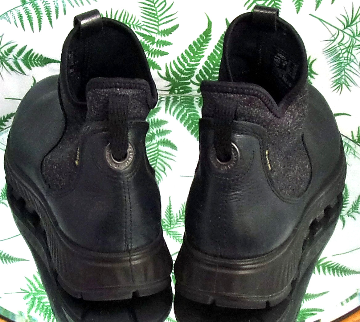 ECCO EXOSTRIKE GTX BLACK LEATHER ANKLE BOOTS WATERPROOF SHOES US WOMENS SZ 6