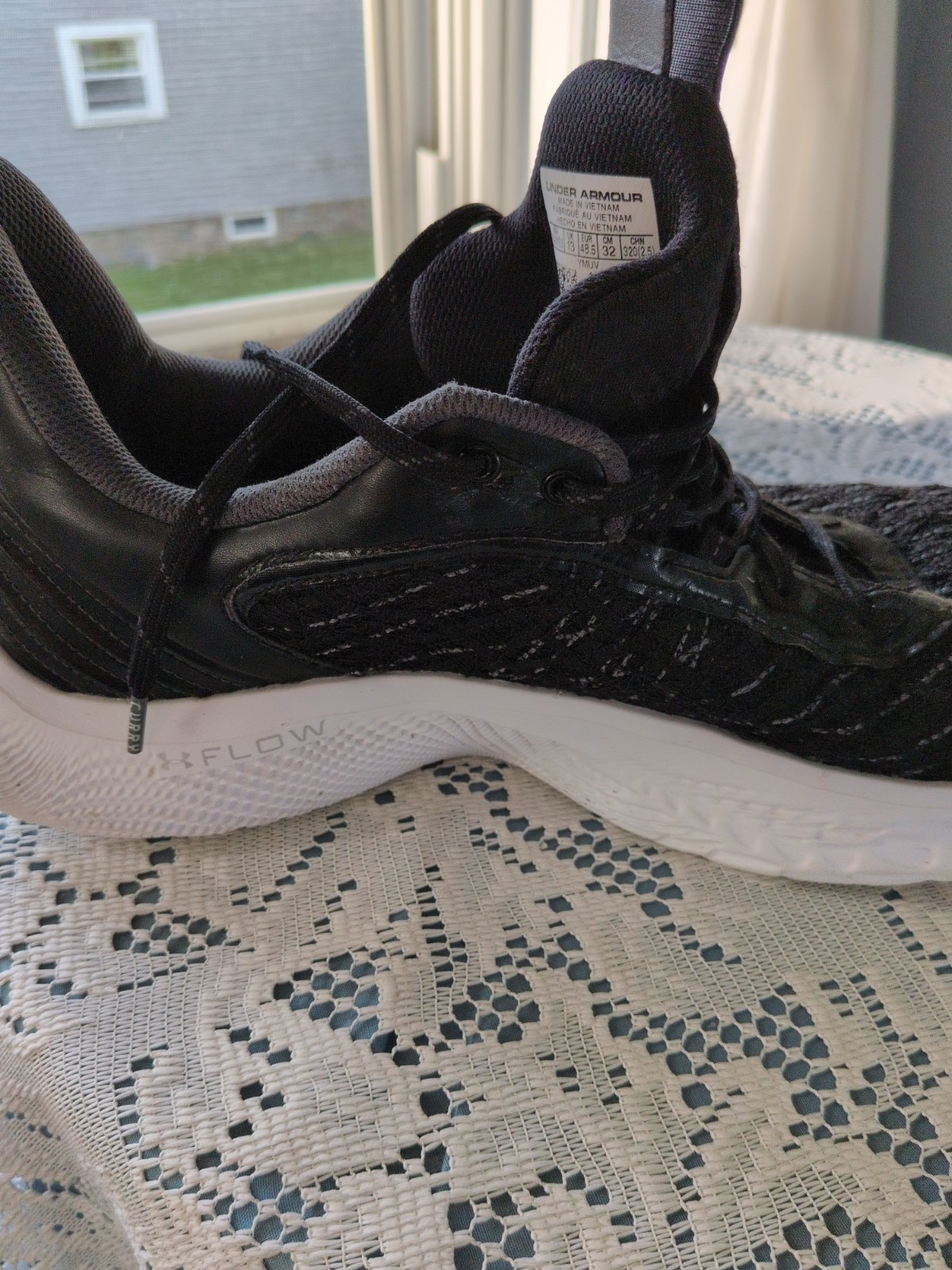 Curry Flow 9 Under Armour Basketball Sneakers Black White Men’s Size 14
