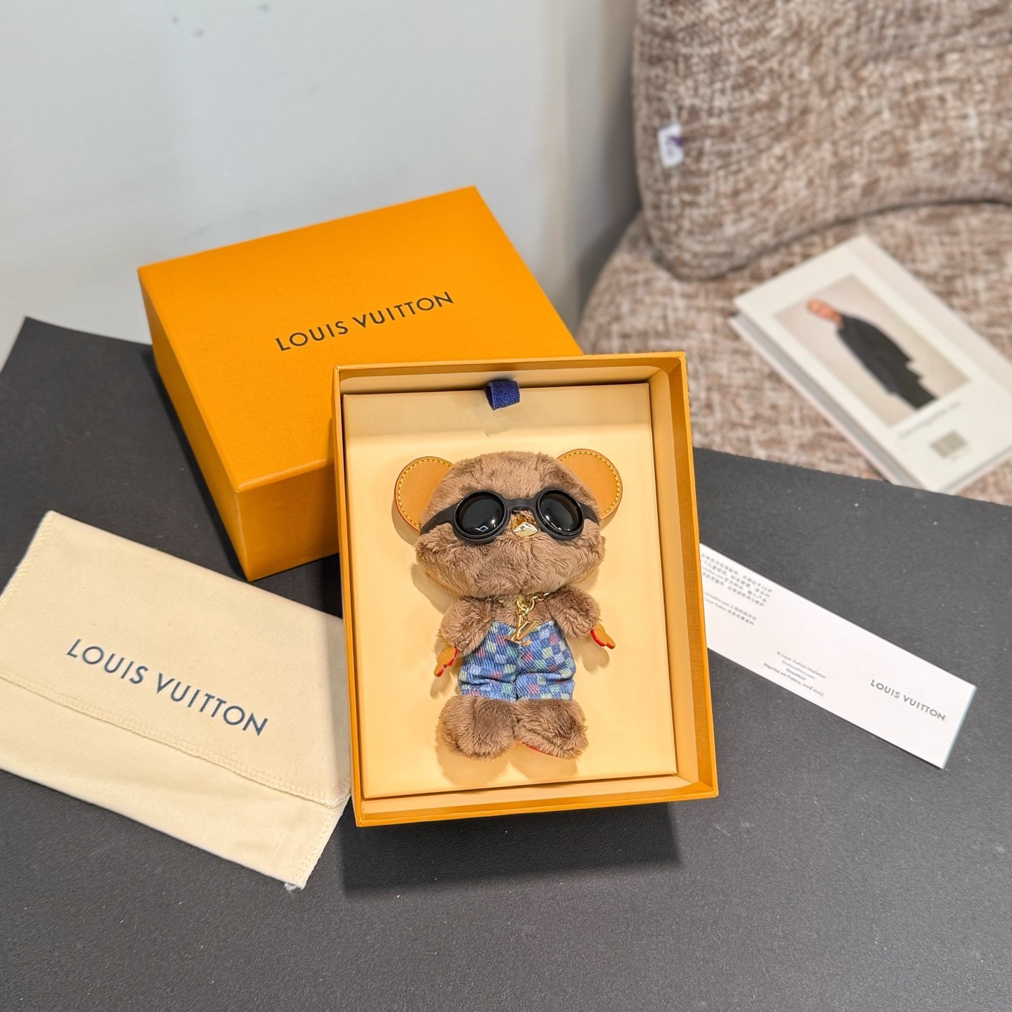 Auth Louis Vuitton Doudou Summer Bear Charm Damier Shorts Sunglasses Keychain
