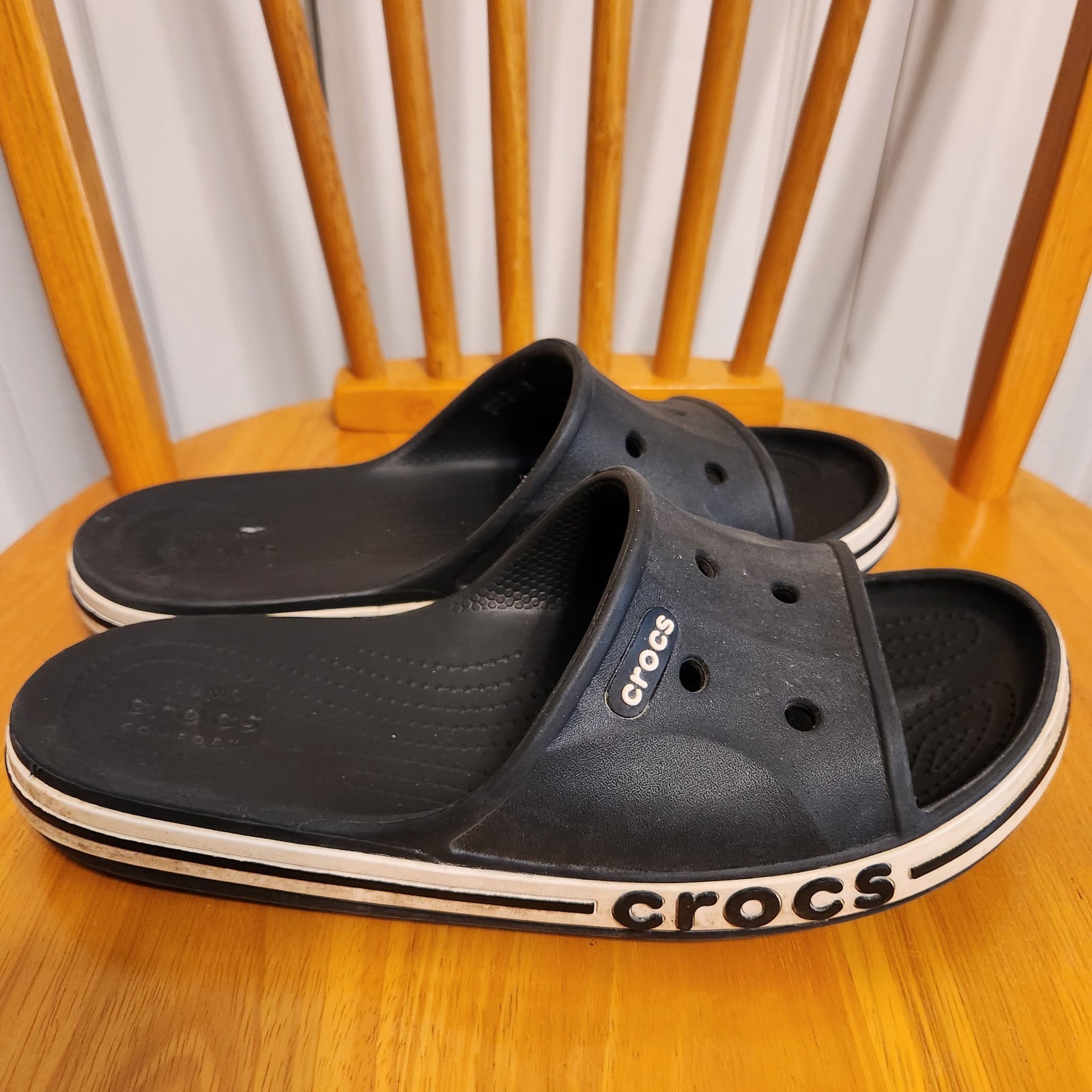 Crocs Bayaband Slide sandals M/8-W/10 Black White Unisex