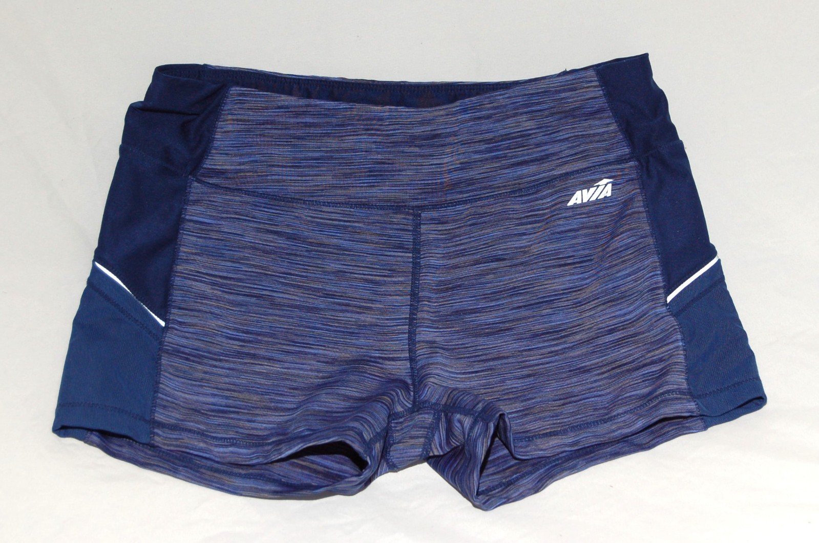 Avia Women’s Workout shorts size medium