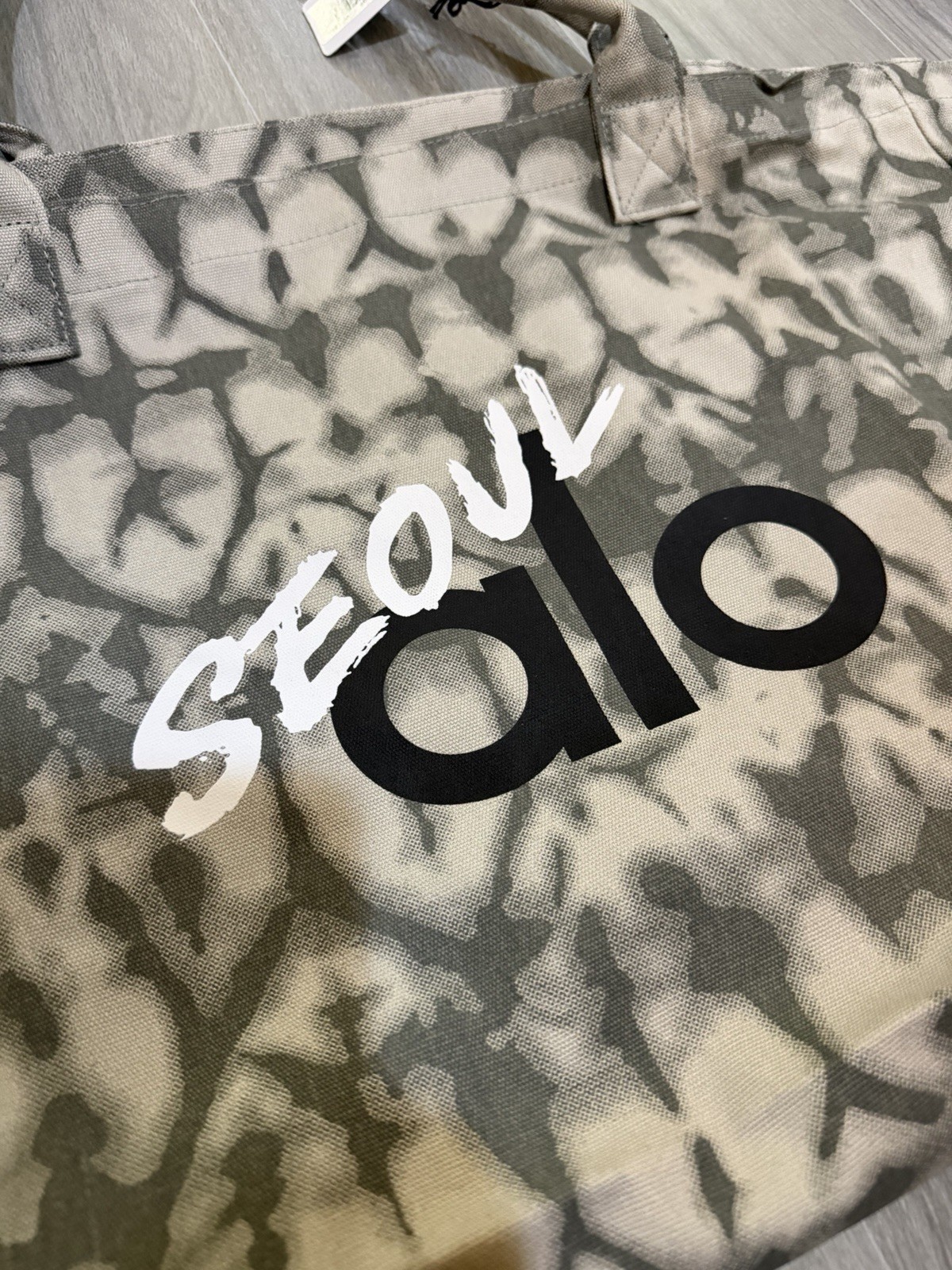 Alo Yoga Seoul Tote Bag Gray Tie Dye Canvas Large Shopper Shoulder Carryall New