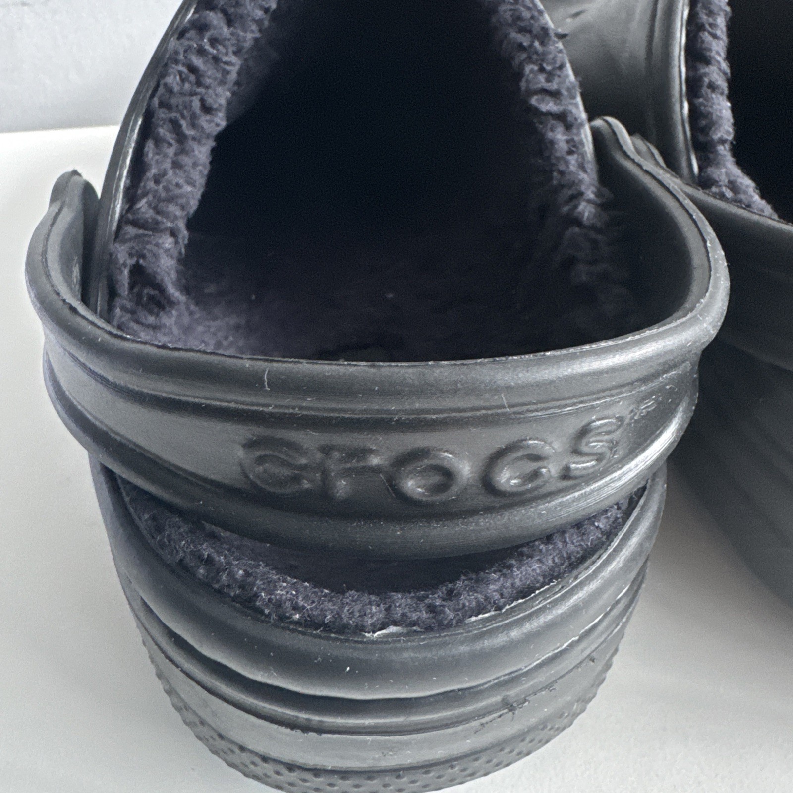 NEW without Tags Dual Crocs Comfort Black Shearling Padded Mules W 8/ M 6
