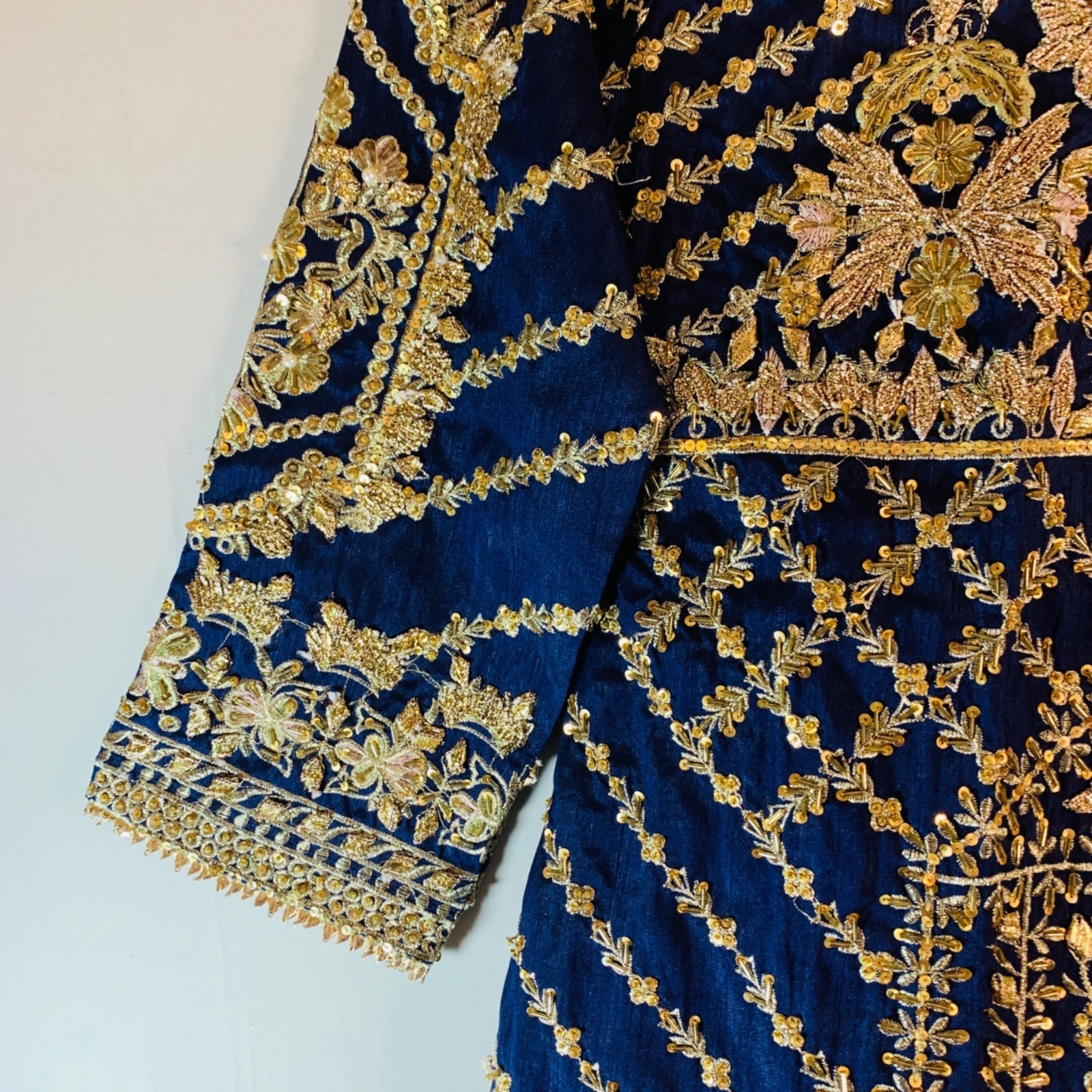 Nazila Couture size Small Embroidered Navy Blue Kurta & Salwar Set NWOT