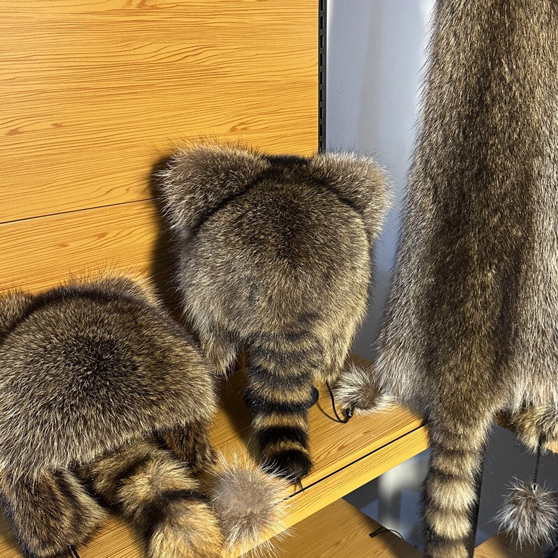 1pcs Adult Real Raccoon Fur Hat Trapper Hat Russian Hat Ushanka Ski Hunter Hat