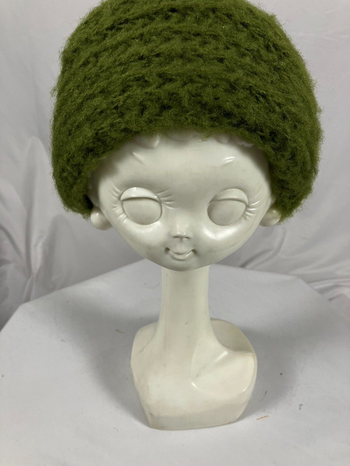VTG Made in Italy Green Shaggy Knit Beanie Hat Fluffy Winter Cap 100% Acryl