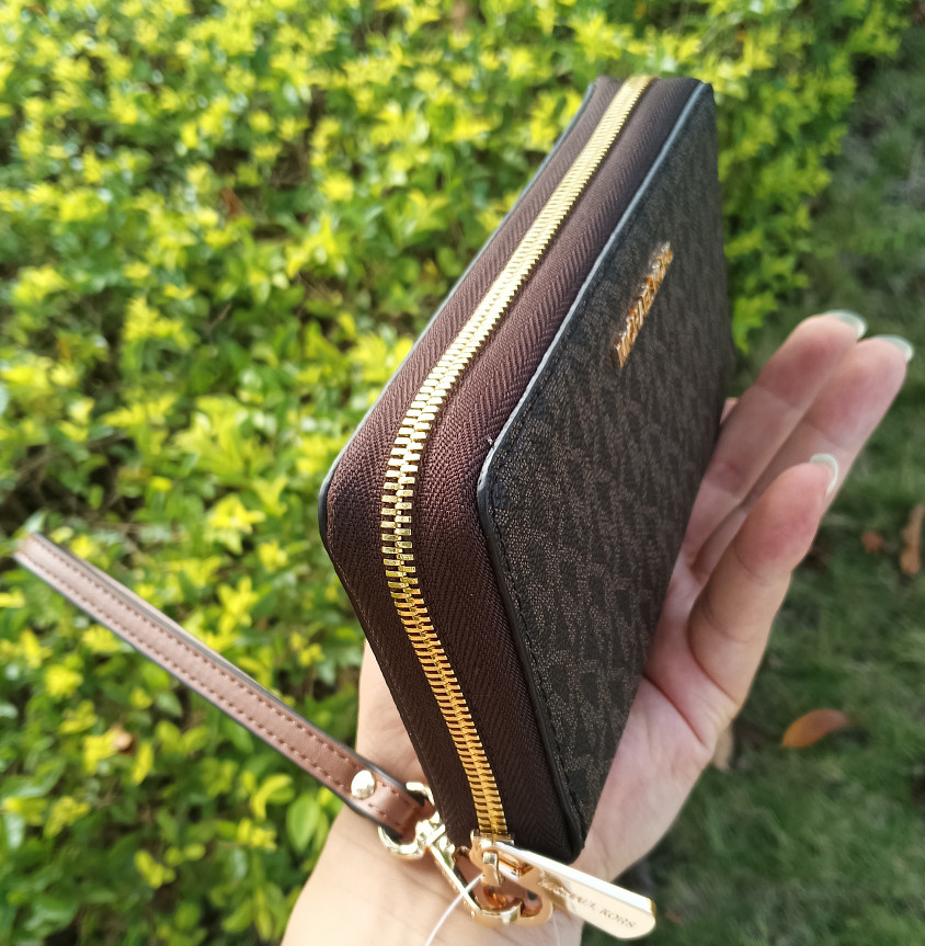 Michael Kors Travel Large Flat MF Phone Case Wristlet Women Wallet Brown