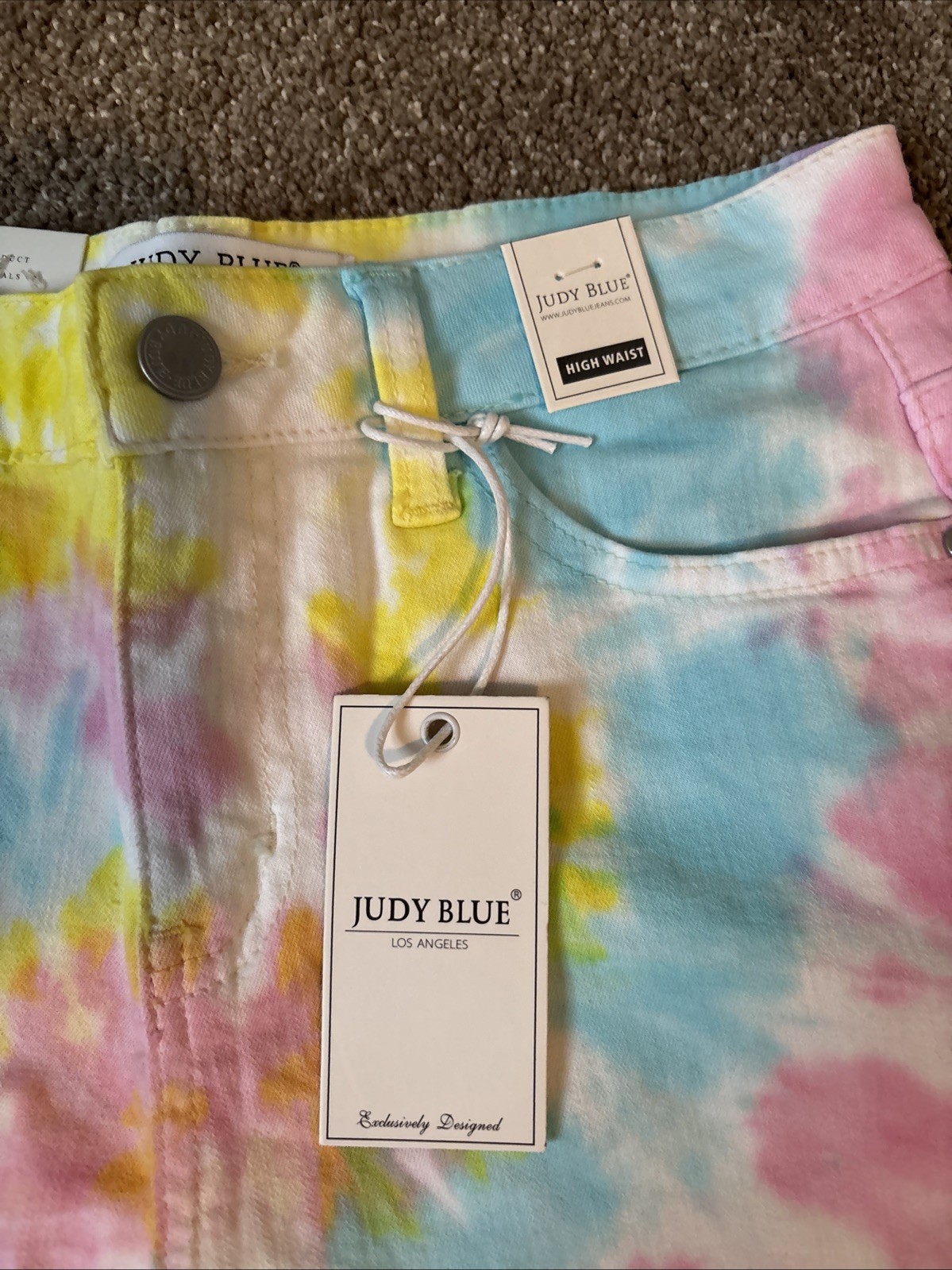 NWT Judy Blue Swirl Tie Dye Denim Shorts Women Small colorful High Waist
