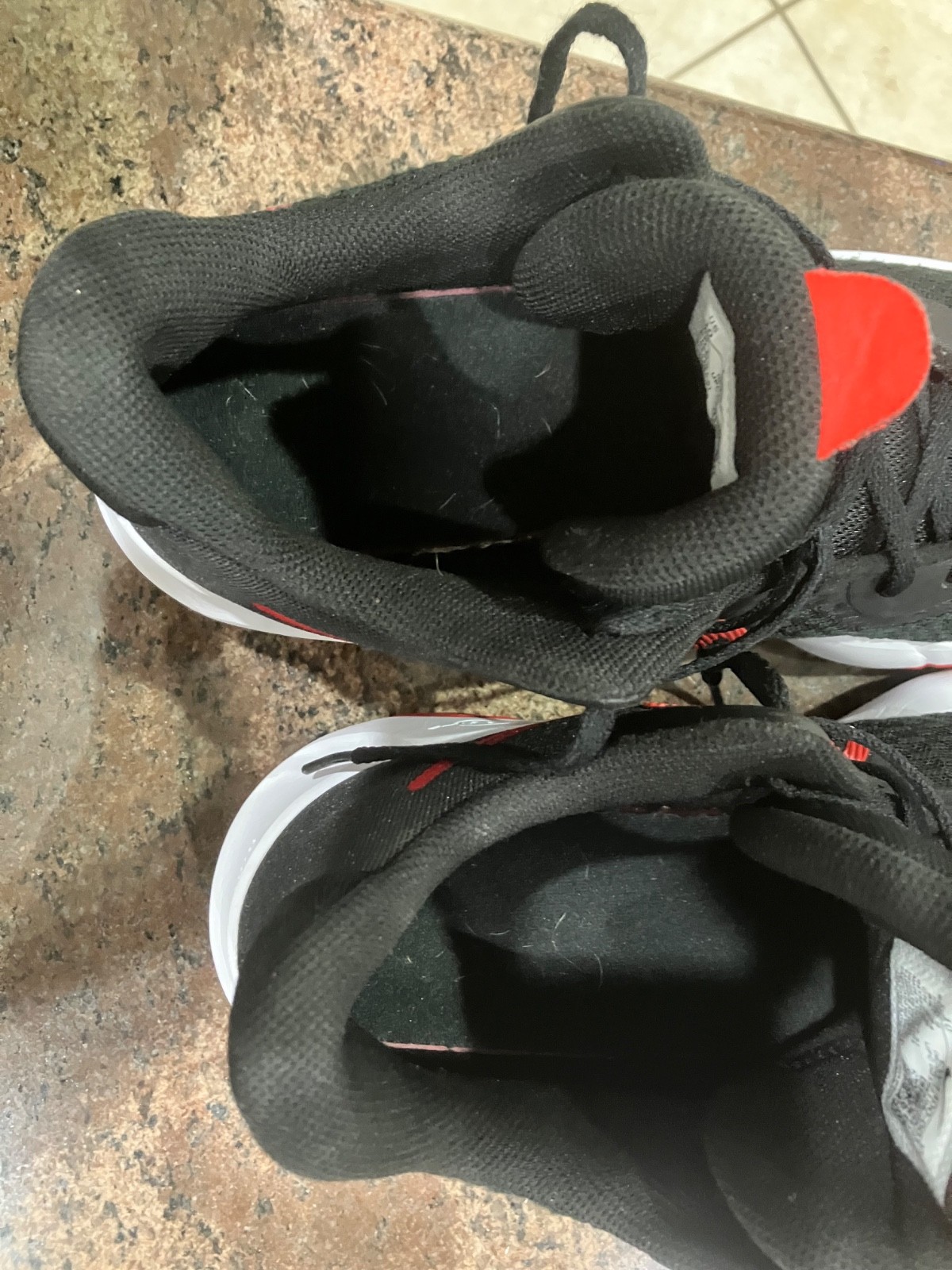 Nike Air Zoom KD Trey 5 IX Bred Basketball SNeaker SZ 10 Mens Excellent Cond
