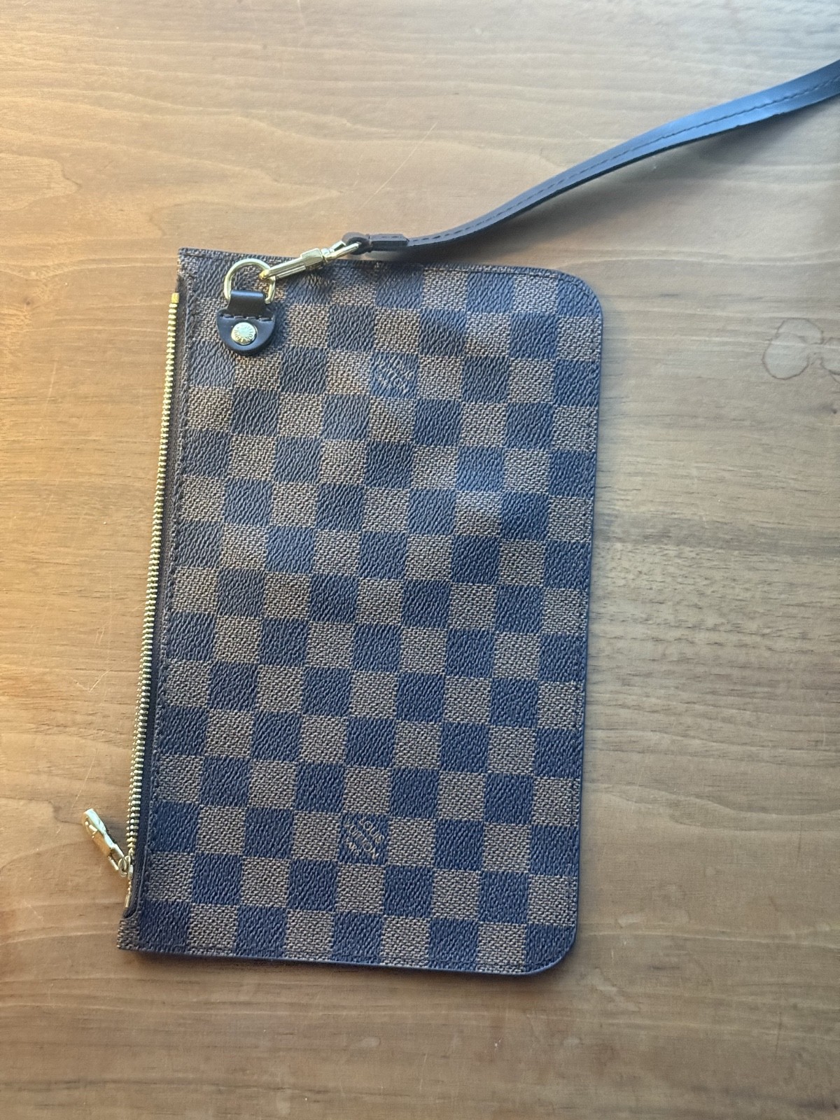 Louis Vuitton Damier Ebene Neverfull GM Pochette Wristlet Pouch- Mint Condition