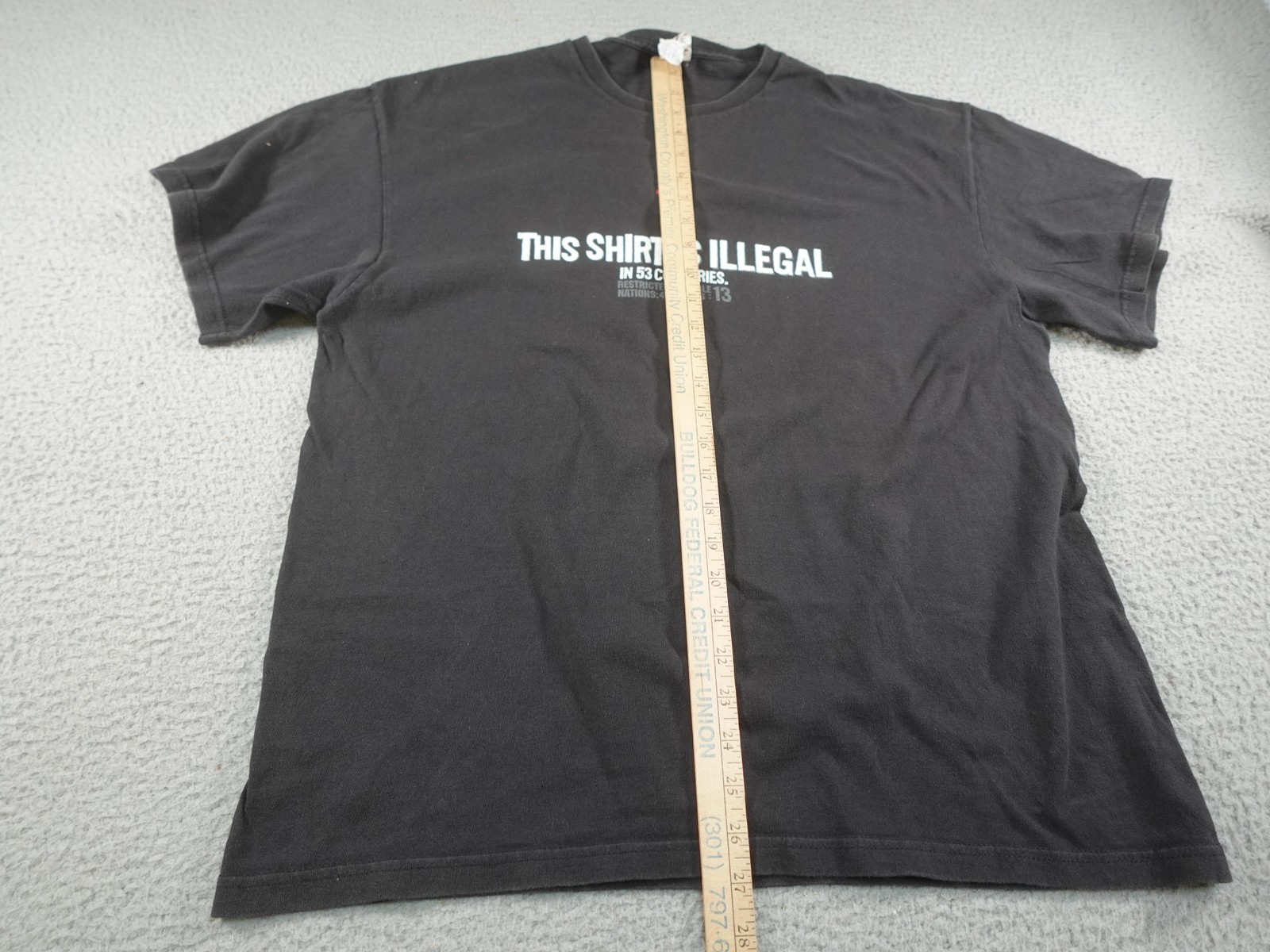 This Shirt Is Illegal Christian Shirt Mens XL Black Jesus Cross Romans 1:16 Y2K