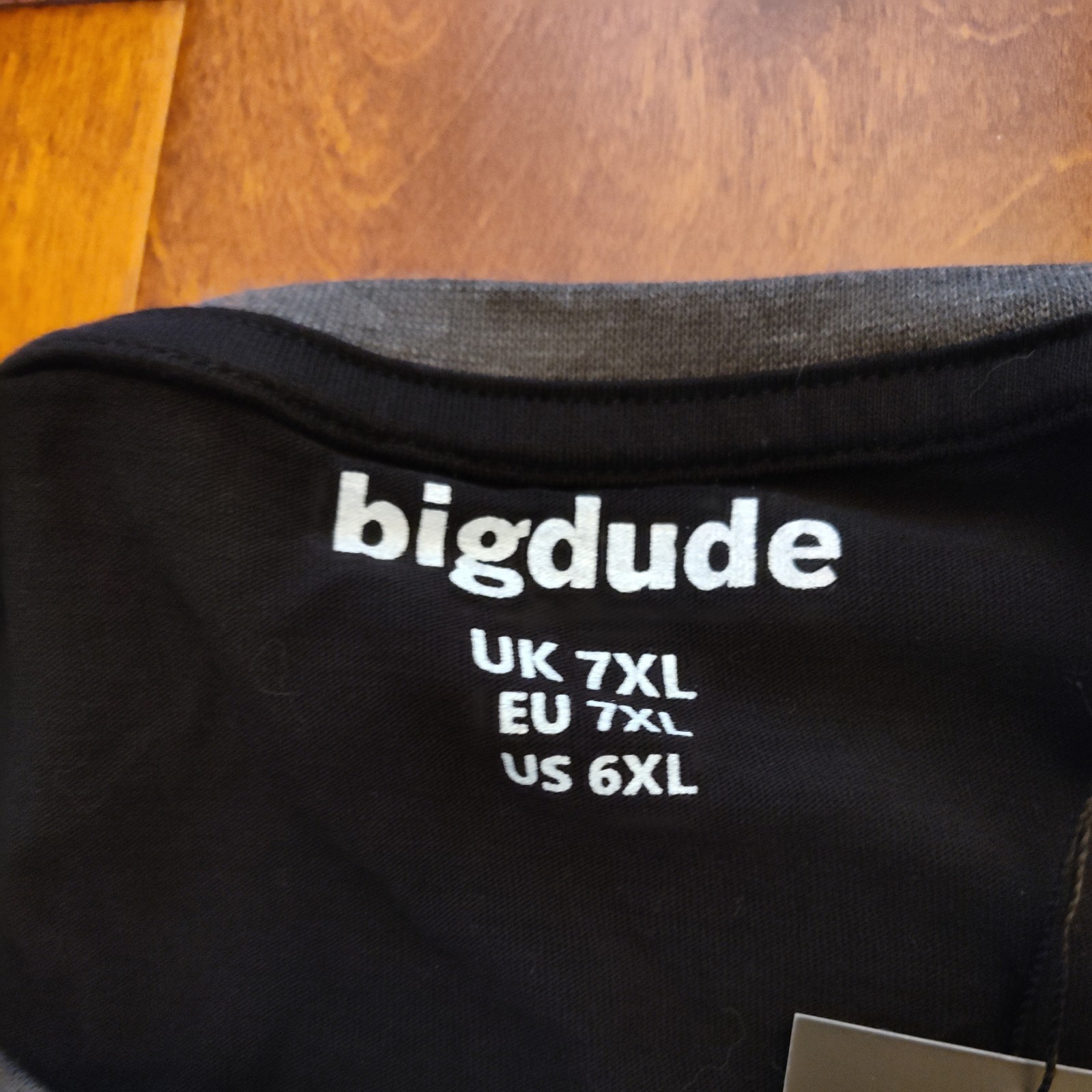 Big Dude Clothing Short Sleeve Gray Black T-shirt Size 7X NWT