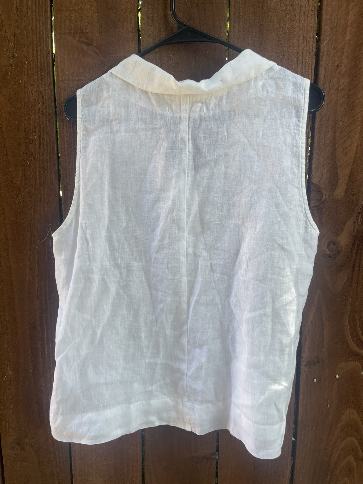 Cut Loose Hanky Linen Coastal WHITE Sleeveless Button Front Summer Luxury Top M