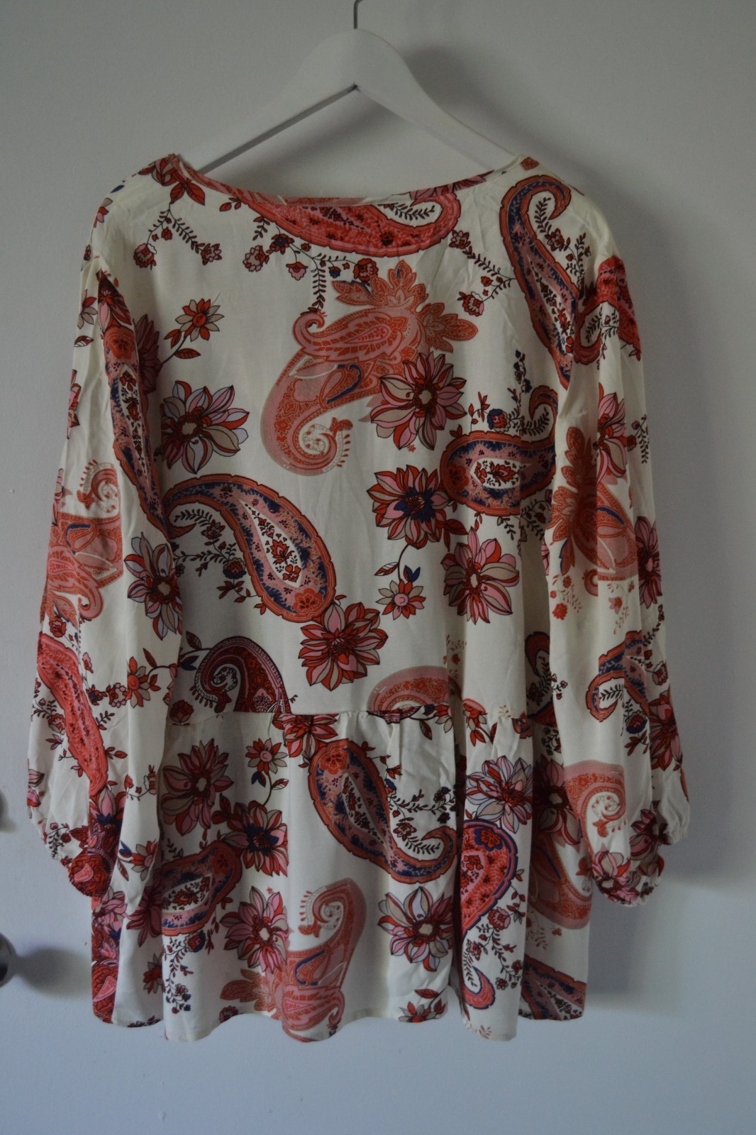 NWT Unique Spectrum Blouse Top Shirt Rayon Plus Size 3X