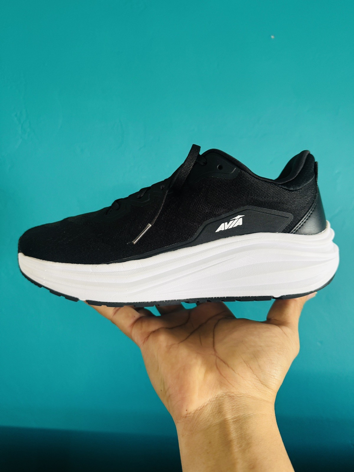 Avia Avi-Move Women’s Running Shoes Size 9 Black White Walking Athletic Sneakers
