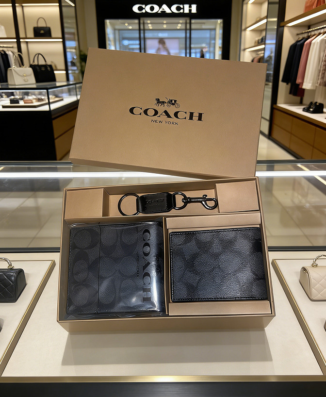 CoACH 3 IN 1 WALLET GIFTSET MEN NEXT DAY SHIPPING BRAND NEW ✅
