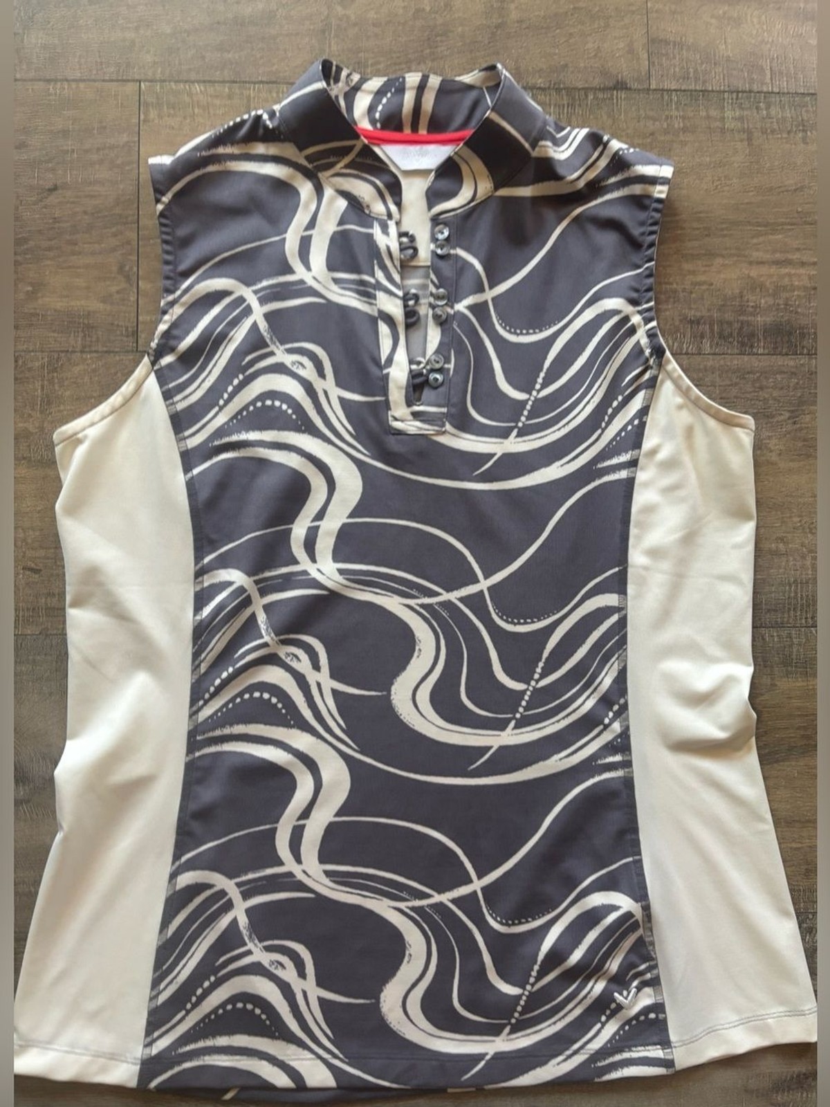 Callaway women’s size L quarter button collar sleeveless swirl print golf shirt