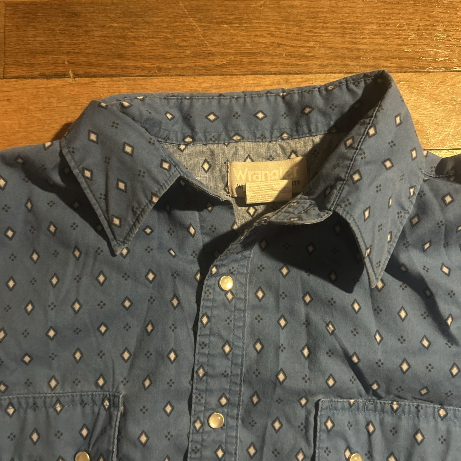 VTG Blue Wrangler Classic Western Cut Man Dress Shirt Men’s L Long Sleeve Snaps