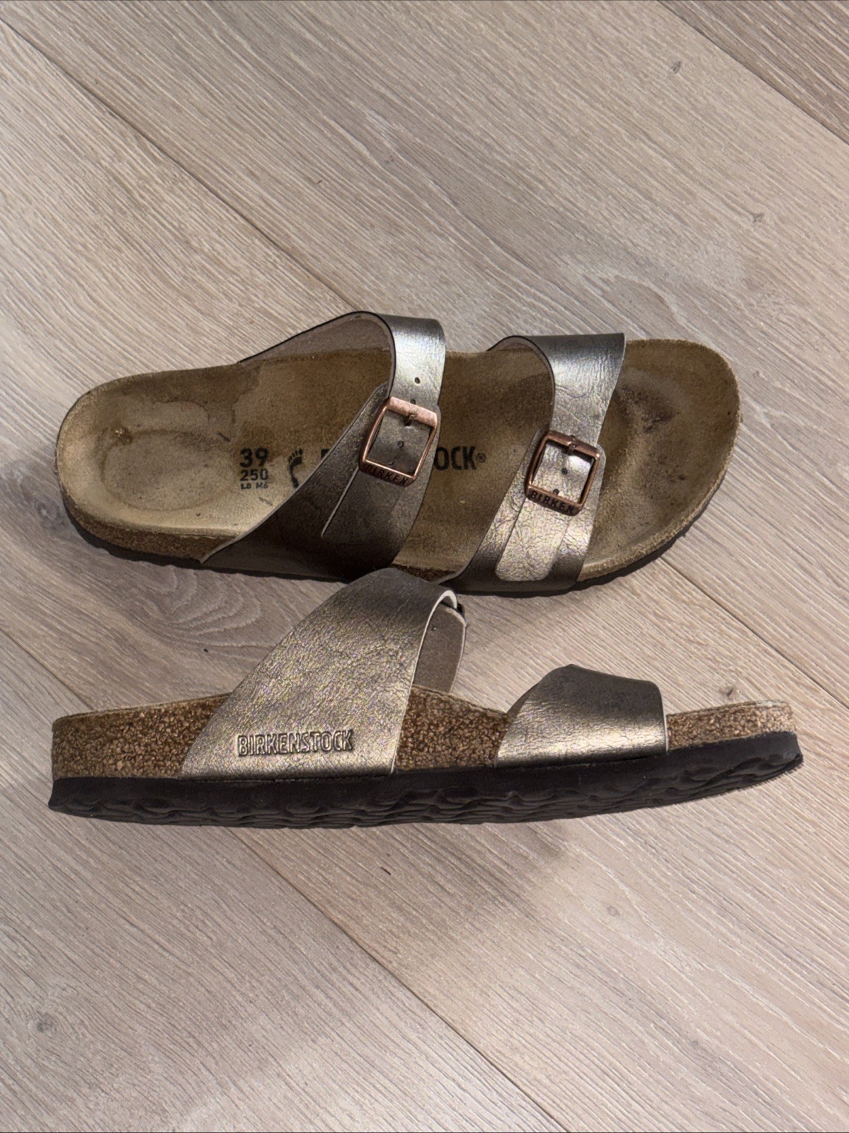 BIRKENSTOCK Womens Size 39 W8 M6 SYDNEY Gold Graceful Taupe Metallic Sandals