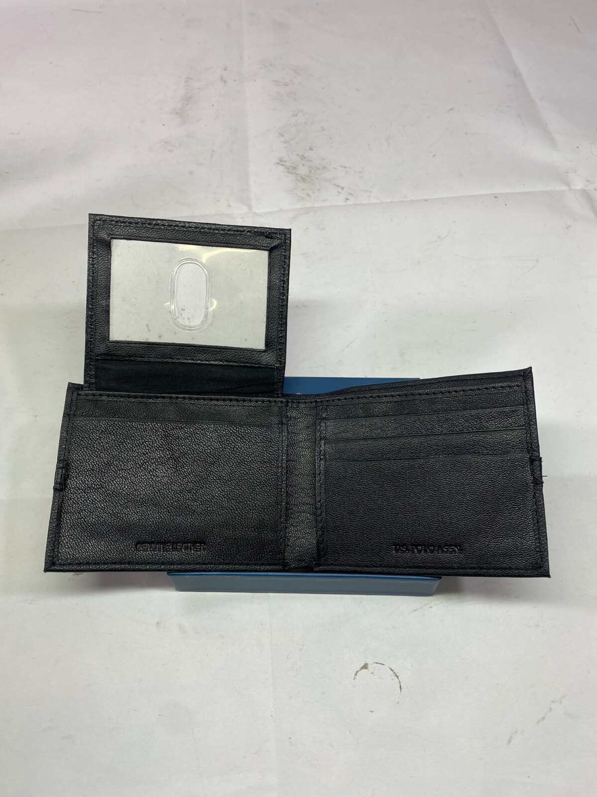 US POLO ASSN Black Leather Logo Embossed Slim Fold Wallet Men’s NIB