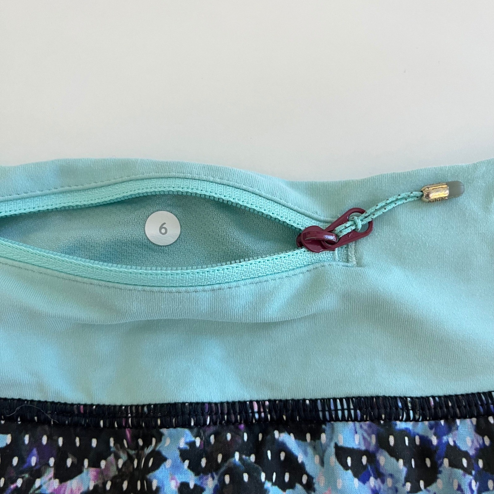 Lululemon Women’s Run Speed Short Floral Sport Tranquil Blue Multi 6 active