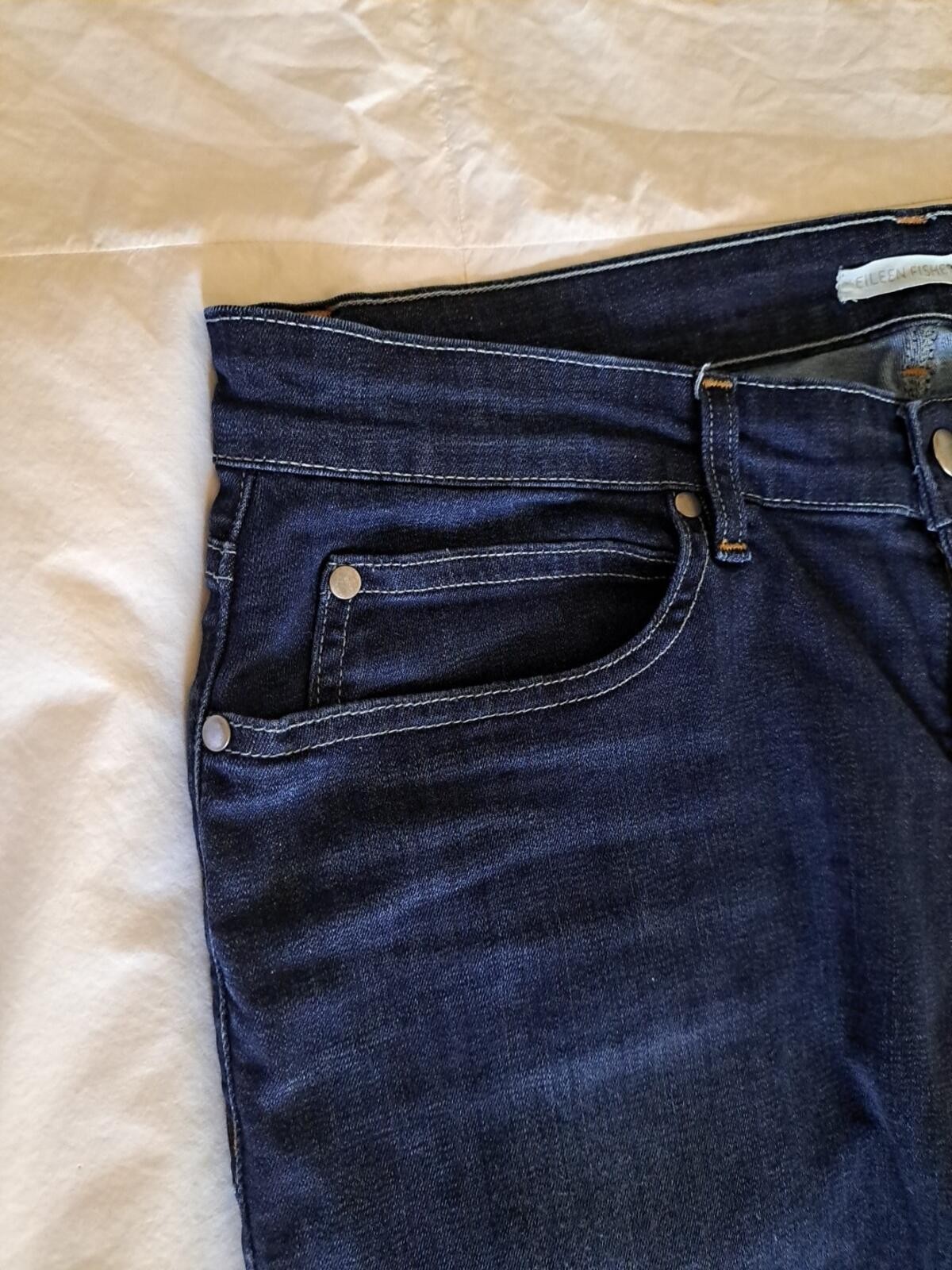 Eileen Fisher Blue Jeans Sz 12 EUC 5 Pkt Tapered Returns Accepted 34×31