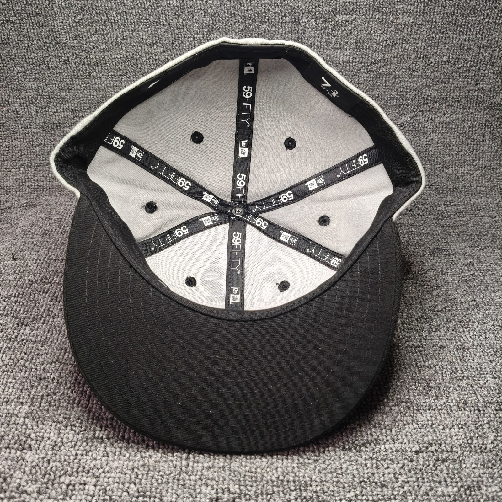 New Era 59FIFTY Fitted Baseball Cap Gray Black 7 1 4