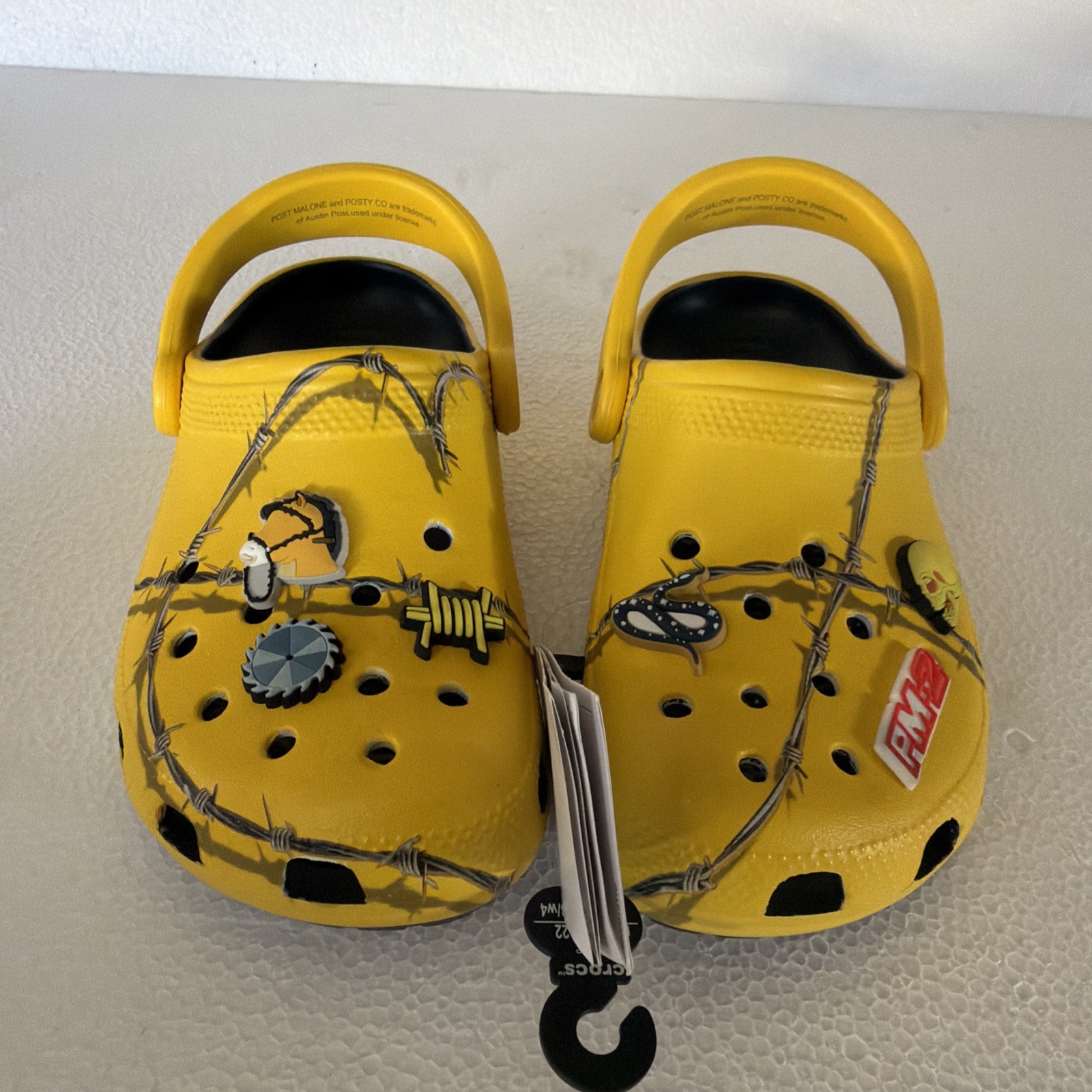 Post Malone Barbed Wire Crocs Yellow w/ Jibbitz Size Men 4 Women 6 Posty X 2019
