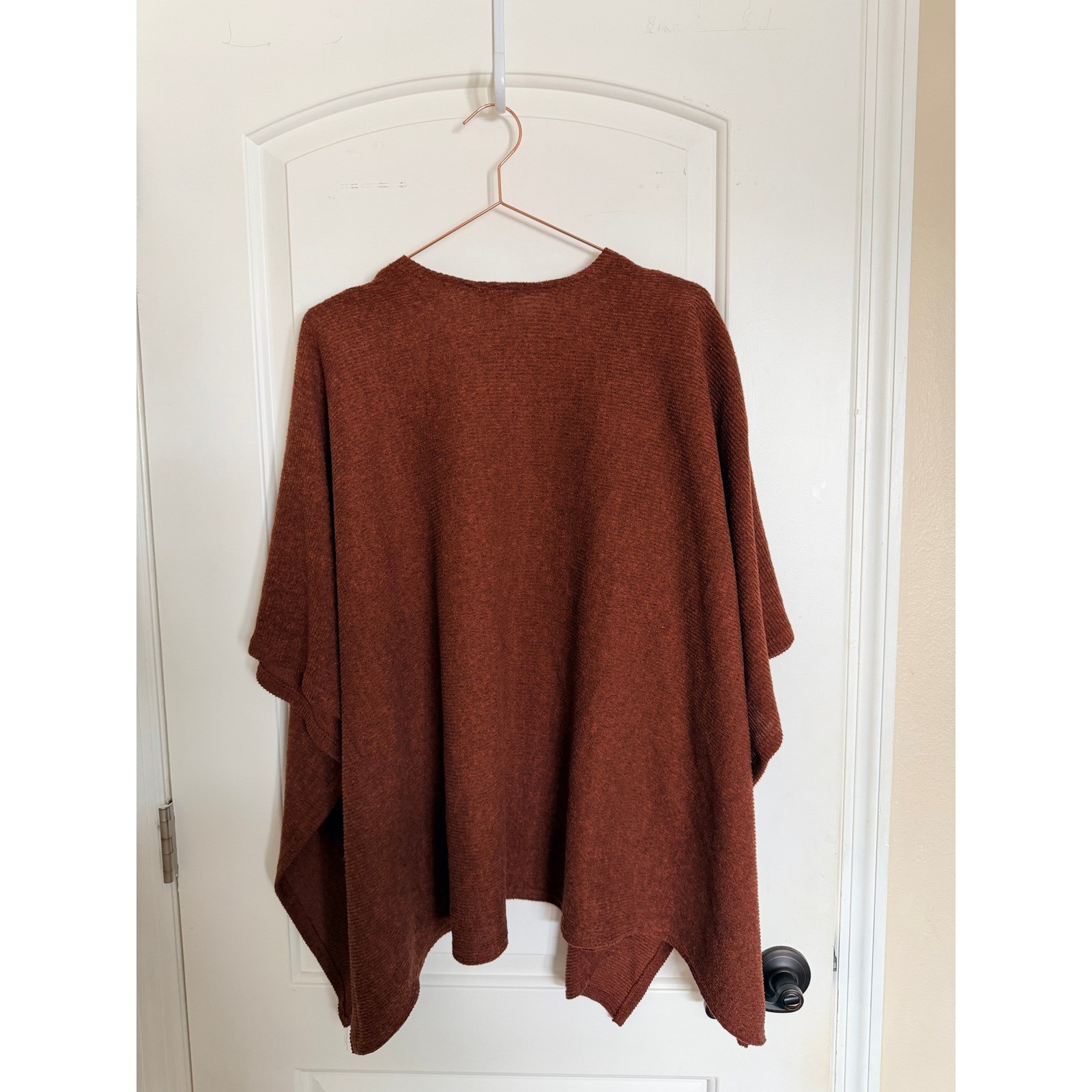 Earthbound Trading Co Poncho Womens OS Rust Orange Open Front Ribbed Knit Wrap