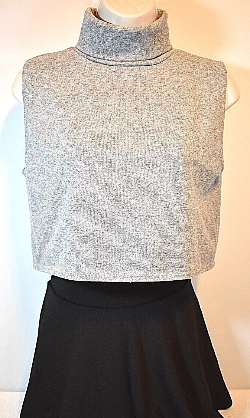 Buyer’s Choice! Mock Turtlenecks – S/M: Red, Navy, White, Black L/XL: Gray