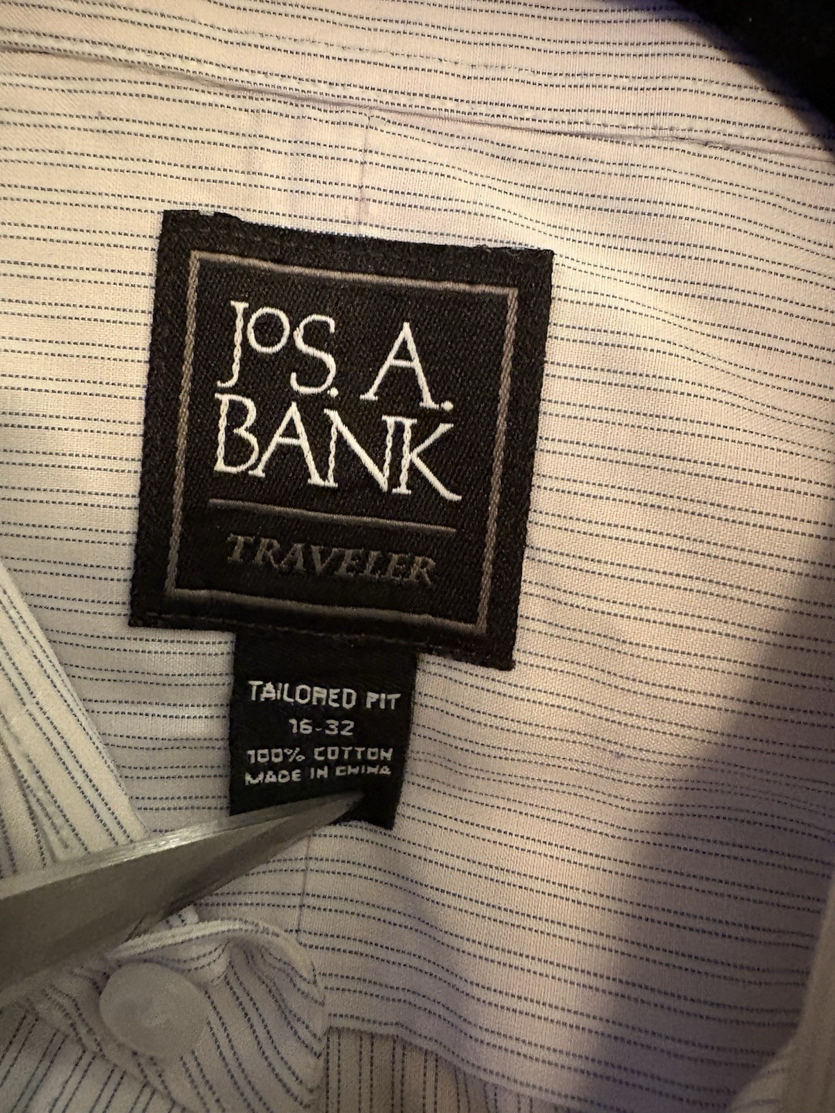Jos. A. Bank Traveler Tailored Dress Shirt 15-32 100% Cotton White Blue Stripe