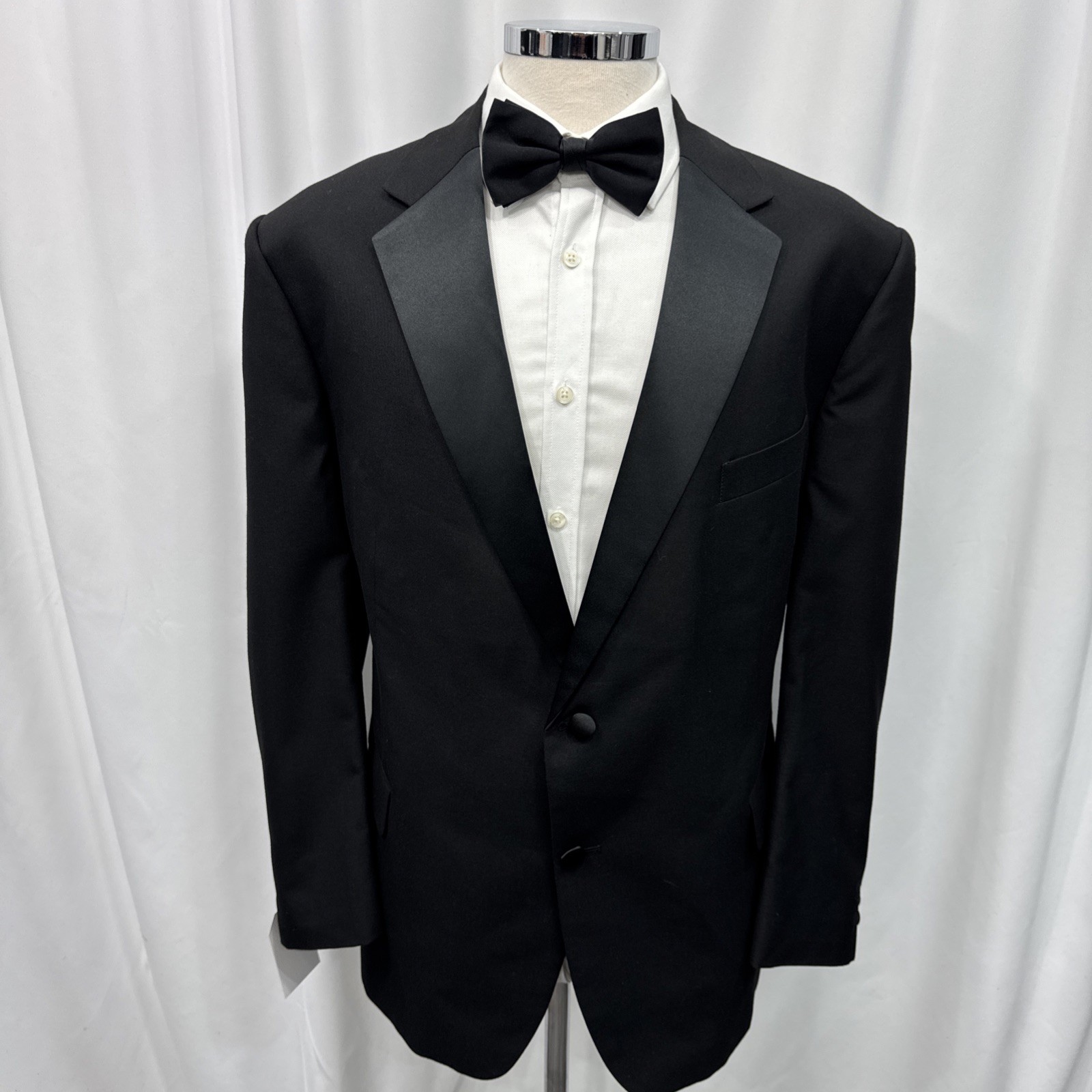 M&S Tailoring Men’s Black Machine Washable 2 Piece Dinner Suit C48M W48 L31