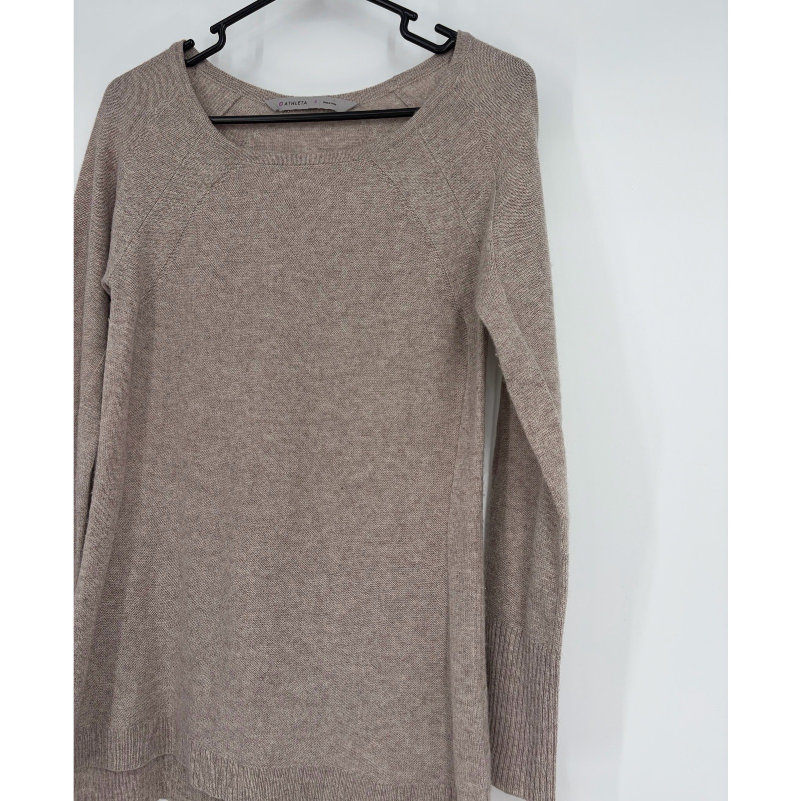 Athleta Amazilia 100% cashmere sweater