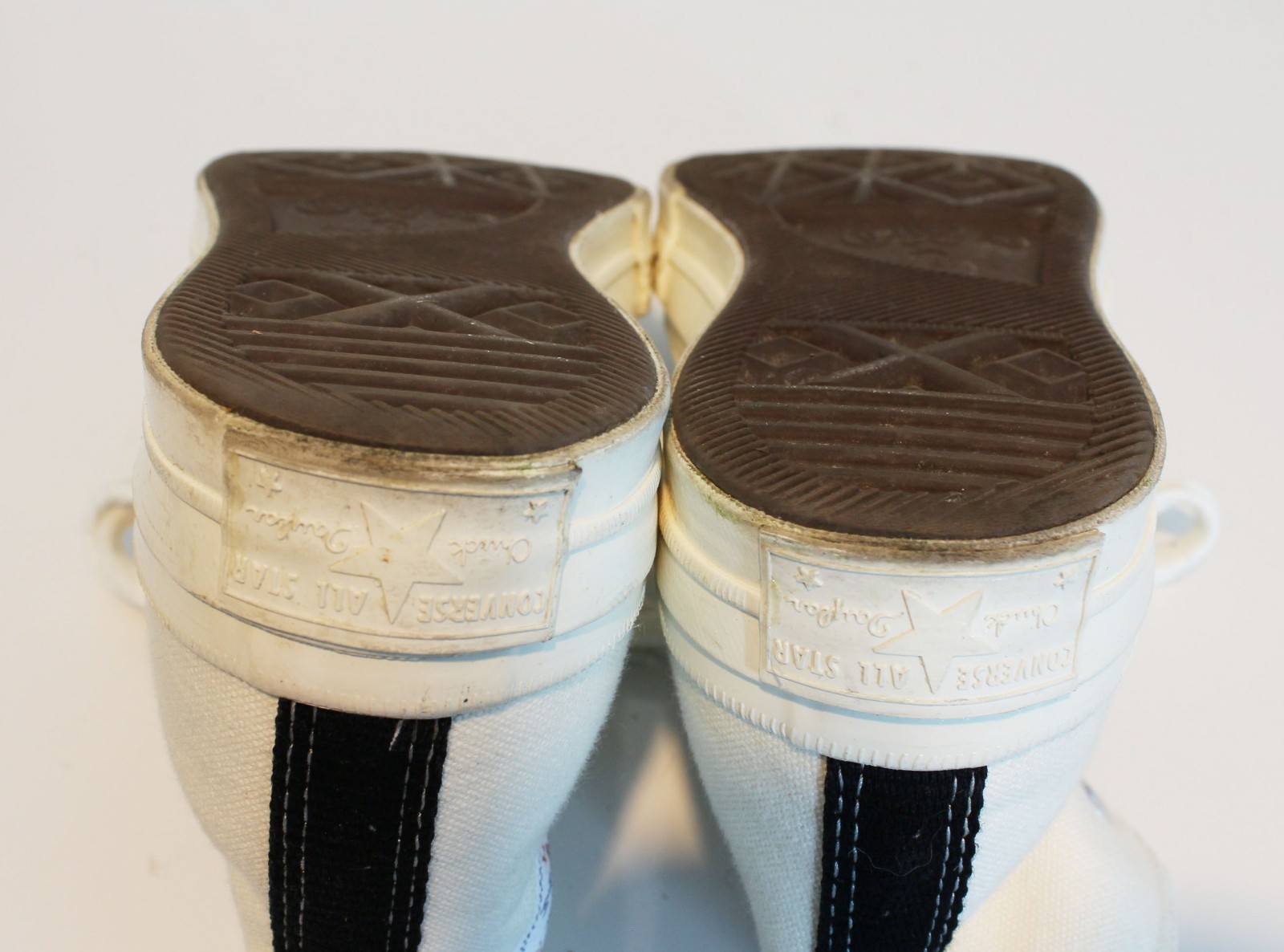 Comme Des Garçons Converse Heart Chucks White Size Men 4 Women 6
