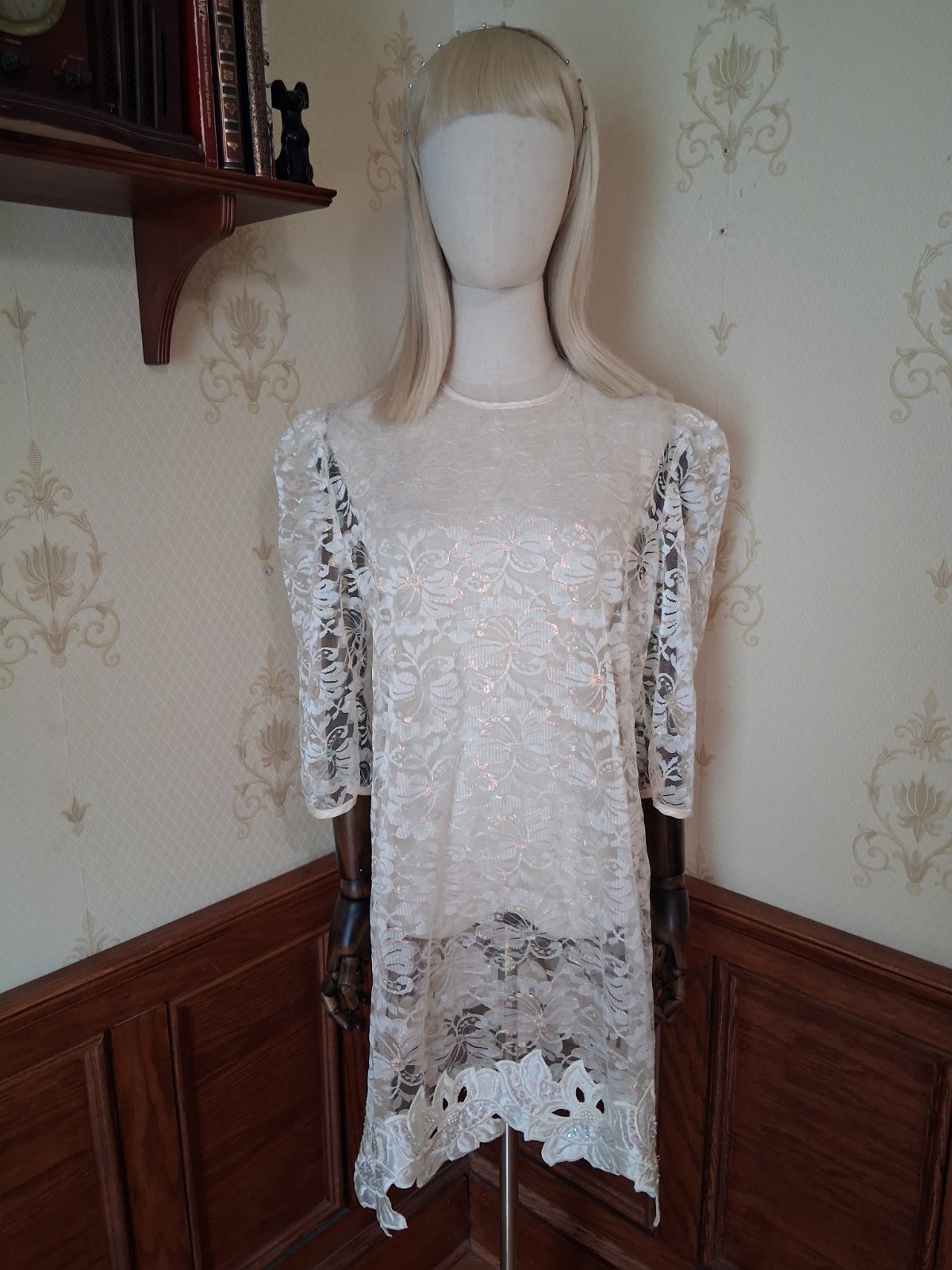 Vintage 1980s Desiree Ivory Sheer Iridescent Lace Romantic Coquette Mini-Dress
