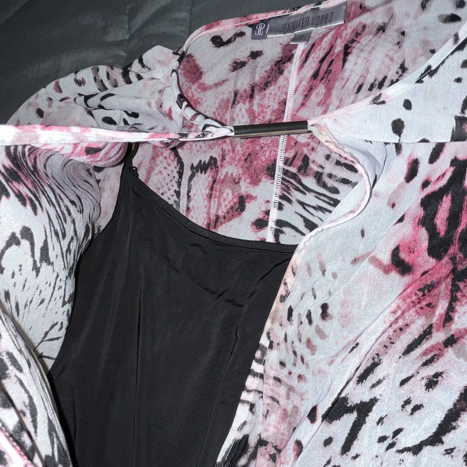 Jennifer Lopez Pink White Black Abstract Pullover V-Neck 3/4 Sleeve Blouse XL