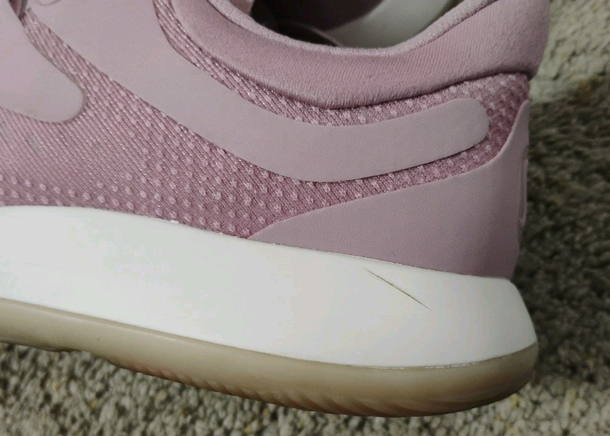 Lululemon Womens Strongfeel Pink Running Shoes Size 8. No Returns Accepted.