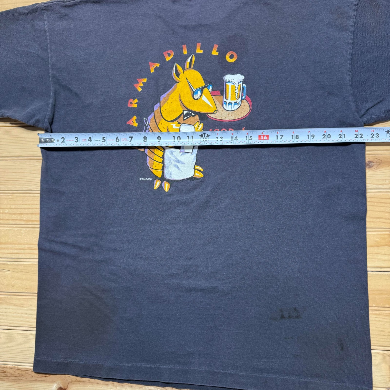 Vintage 1994 Select Weekends Armadillo Food & Spirits Pocket T-Shirt USA Made XL
