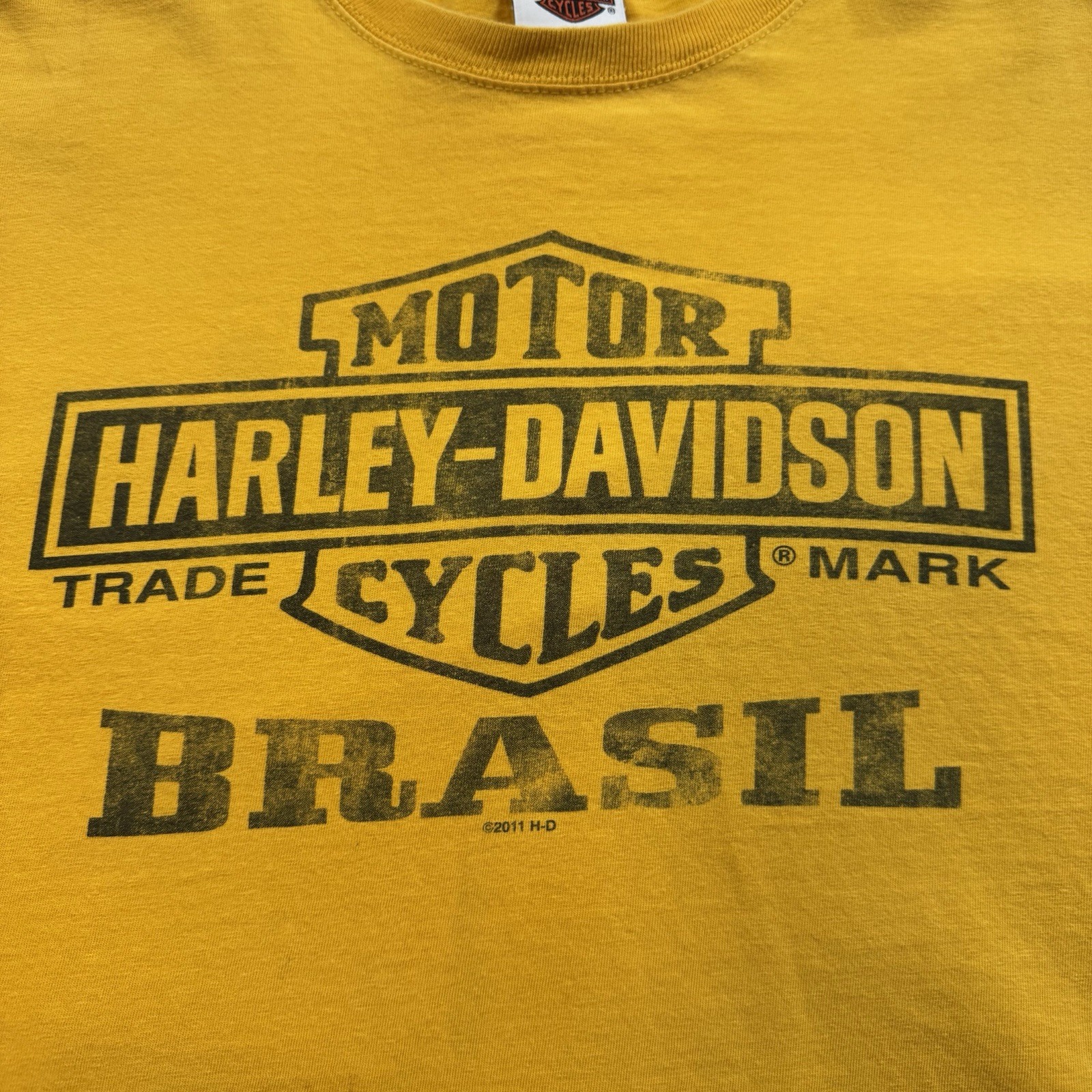 Vintage Harley Davidson T-Shirt Men’s XL Basil Yellow 2011
