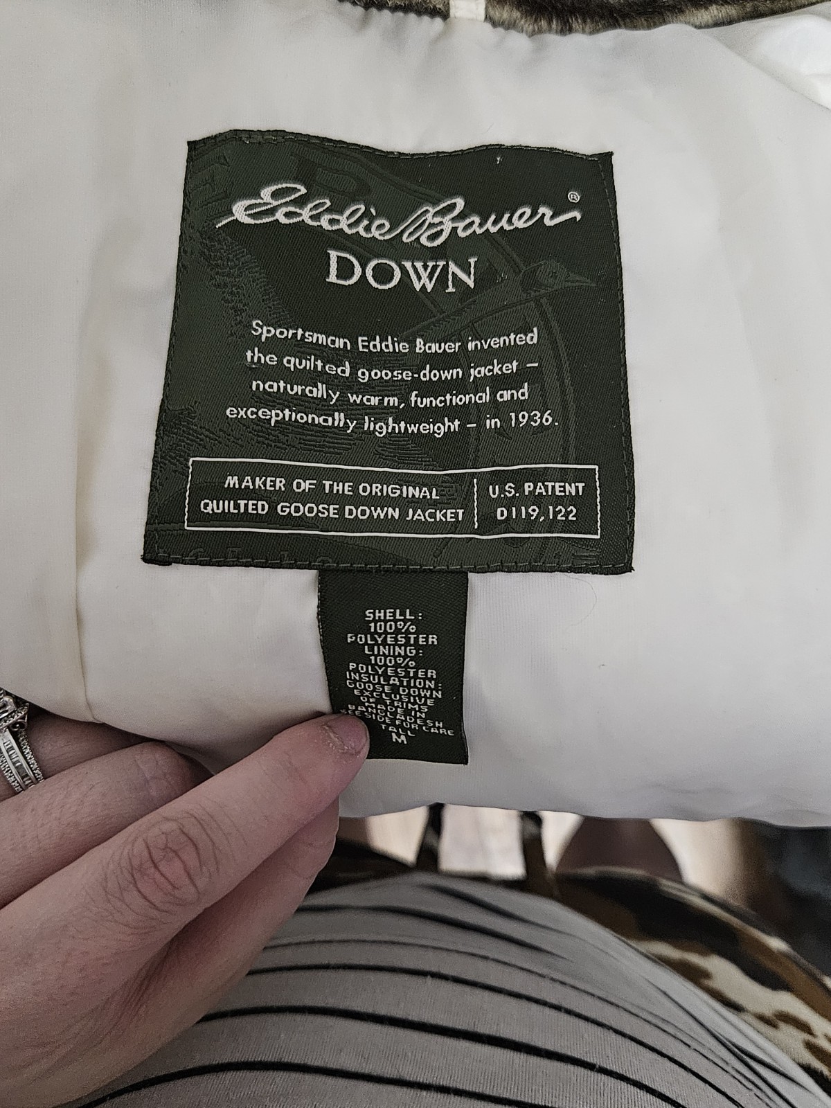 Eddie Bauer Woman’s White Down Quilted Puffer Vest Zip Pockets Stand-Up M