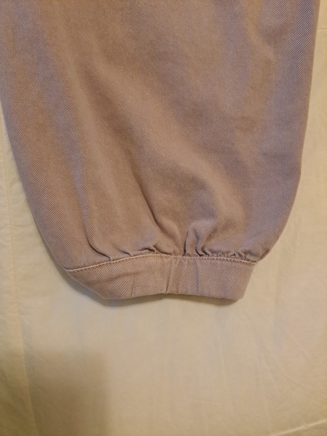 PILCRO mid-rise parachute pants Sz S EUC Beige Returns Accepted