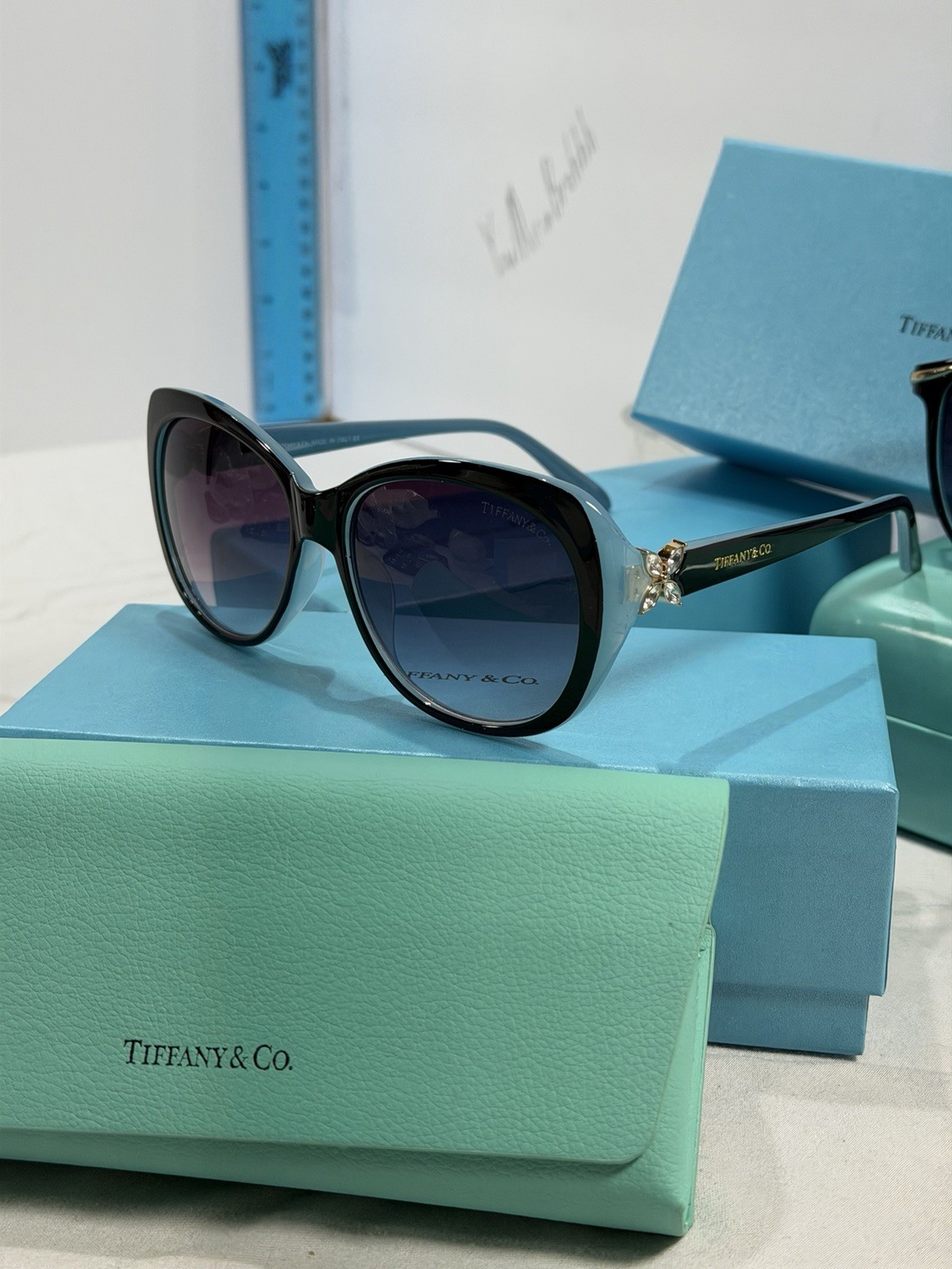 Tiffany & Co – Black and Blue gradient Sunglasses W/Flower TF4048 rare color ￼