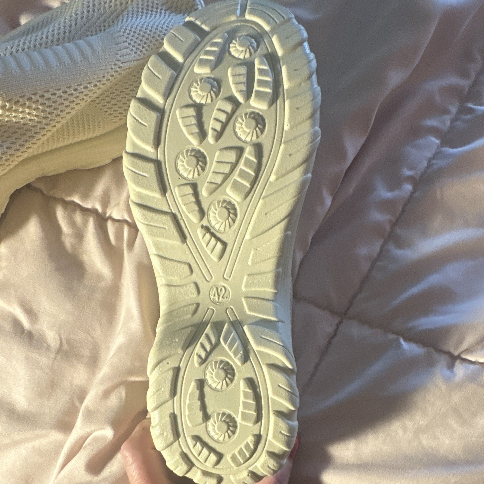 Women’s White Knit Slip-On Low Top Athletic Sneakers, Solid Pattern