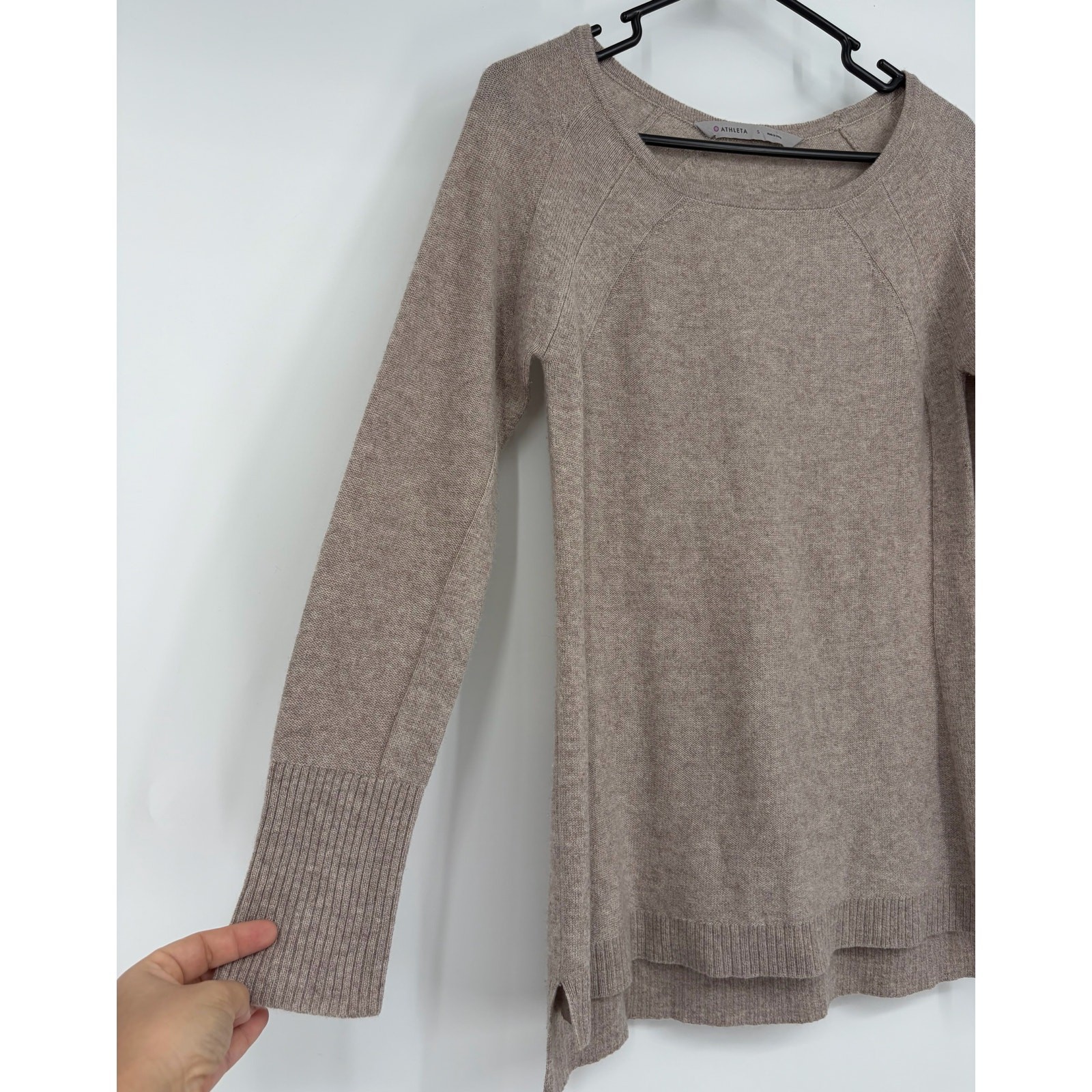 Athleta Amazilia 100% cashmere sweater