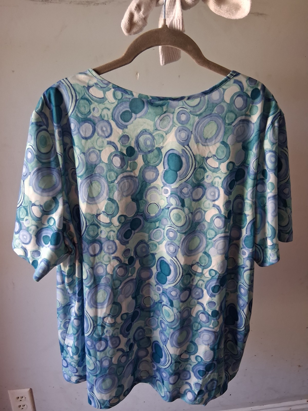 Blair Women’s Plus 2X Blue/Green/White Geometric Scoop Neck Ruffle Blouse