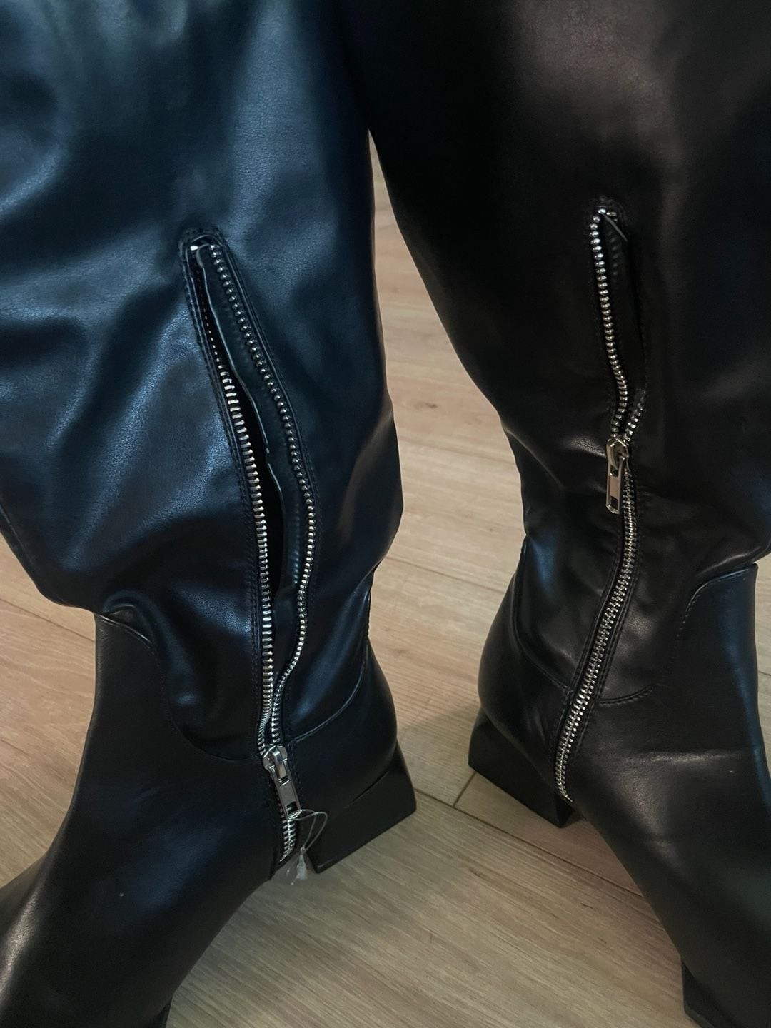 RAID Wide Fit Black Knee High Square Toe Boots Size 5