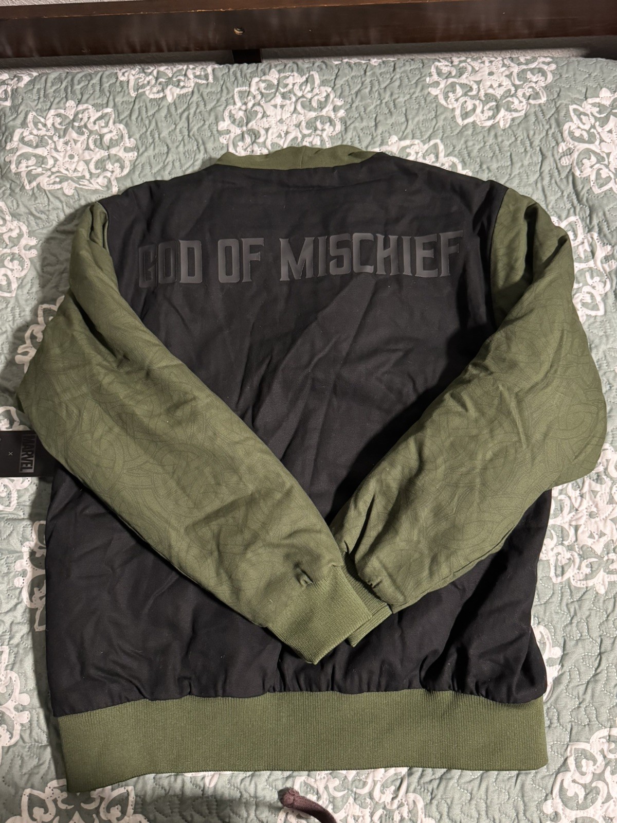NEW Loungefly Collectiv Marvel Loki Bomber Hooded Jacket Set Size M